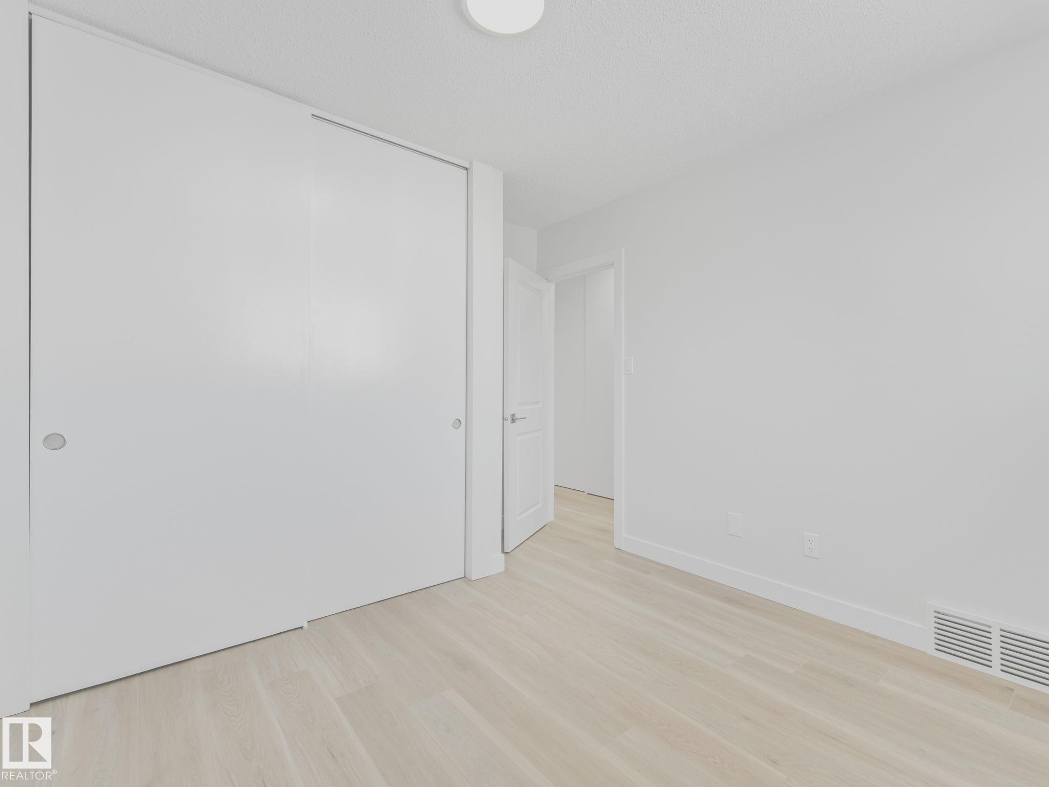 https://zimg.paragon.ice.com/ParagonImages/Property/PM/RAE/225399653/26/0/0/88da7c0392a4a09055d49bbee2c9755e/1/ea5bf61762a7ce312736f42a8fe0471a/225399653-02c3f517-b6bc-4f2e-b690-0328410d6580.JPG