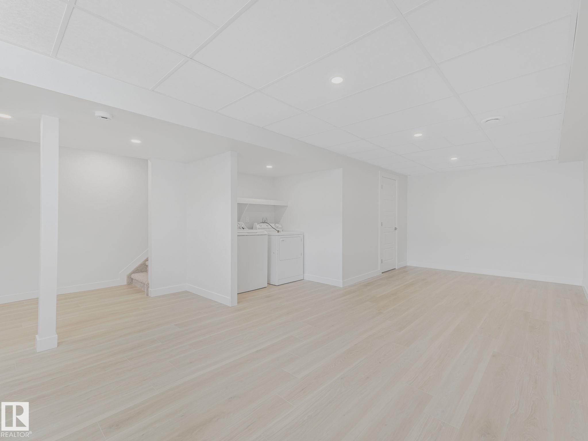 https://zimg.paragon.ice.com/ParagonImages/Property/PM/RAE/225399653/30/0/0/6f6a2e860c0ead05d91b60cc23fc0420/1/ea5bf61762a7ce312736f42a8fe0471a/225399653-3ba1798d-7524-4ec1-852f-883ca7bbee0d.JPG