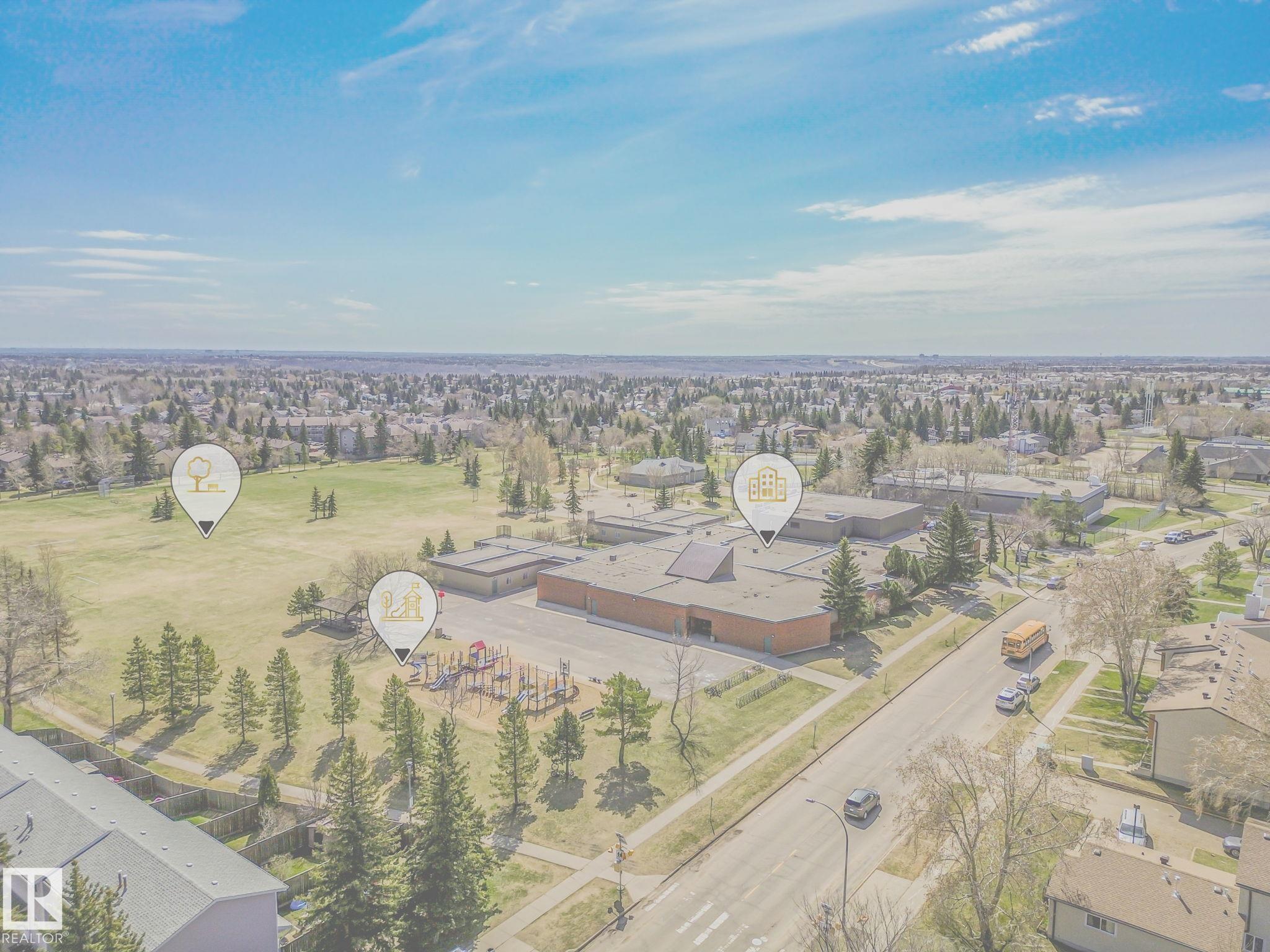https://zimg.paragon.ice.com/ParagonImages/Property/PM/RAE/225399653/53/0/0/5c1f78fa305d42fa07187fee45f07c23/1/ea5bf61762a7ce312736f42a8fe0471a/225399653-5974bc79-51be-43be-bcf0-b70ce4fabb4c.JPG