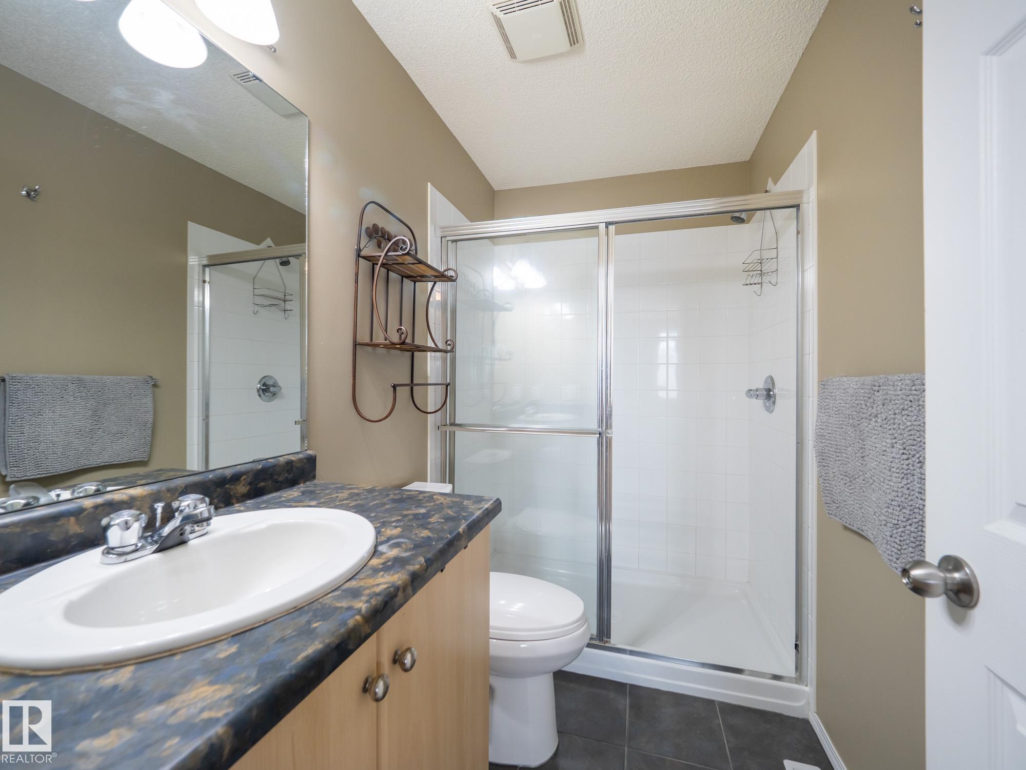 Photo 18 at 25 - 8304 11 Avenue SW, Summerside, Edmonton