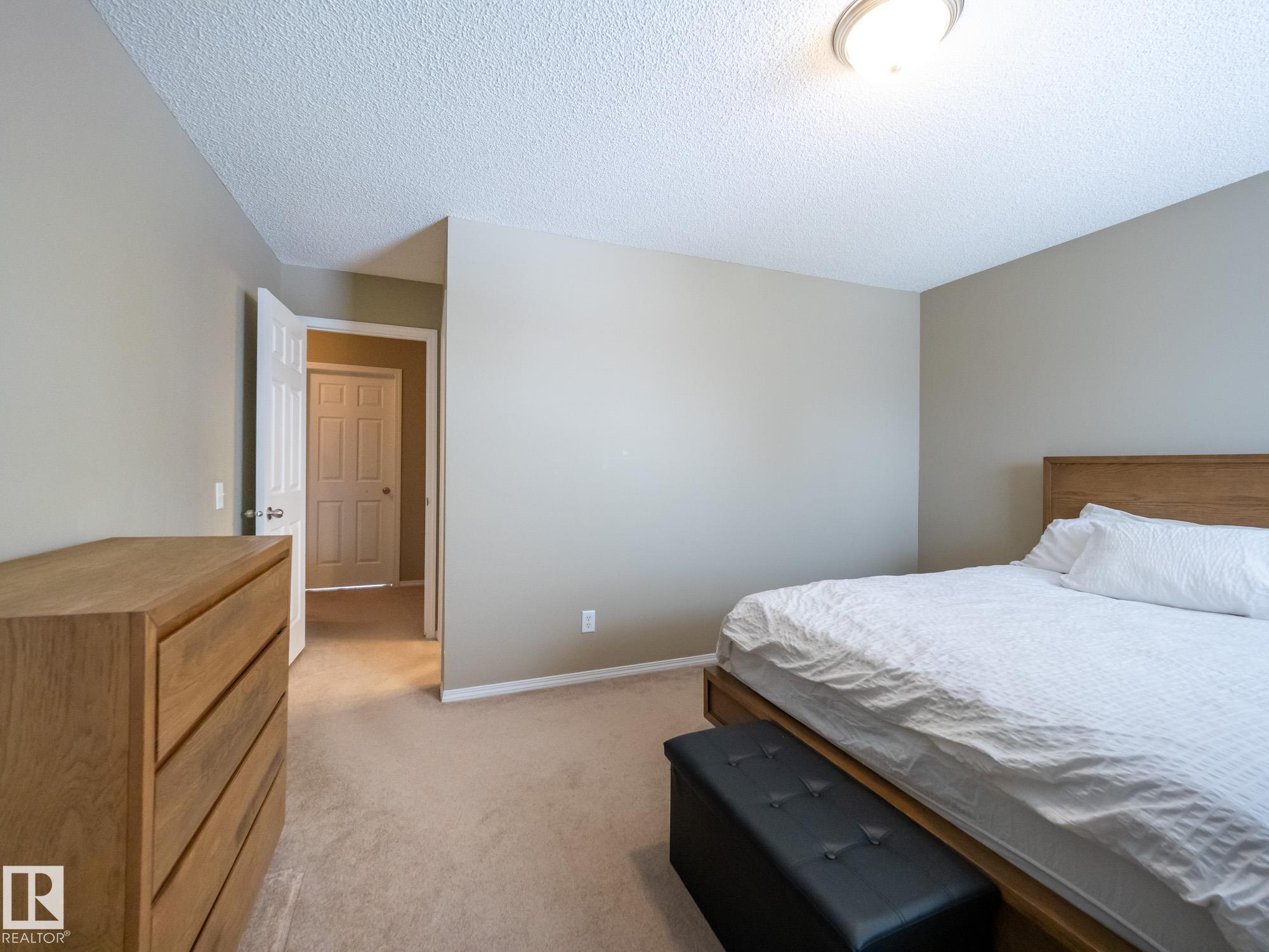 Photo 21 at 25 - 8304 11 Avenue SW, Summerside, Edmonton