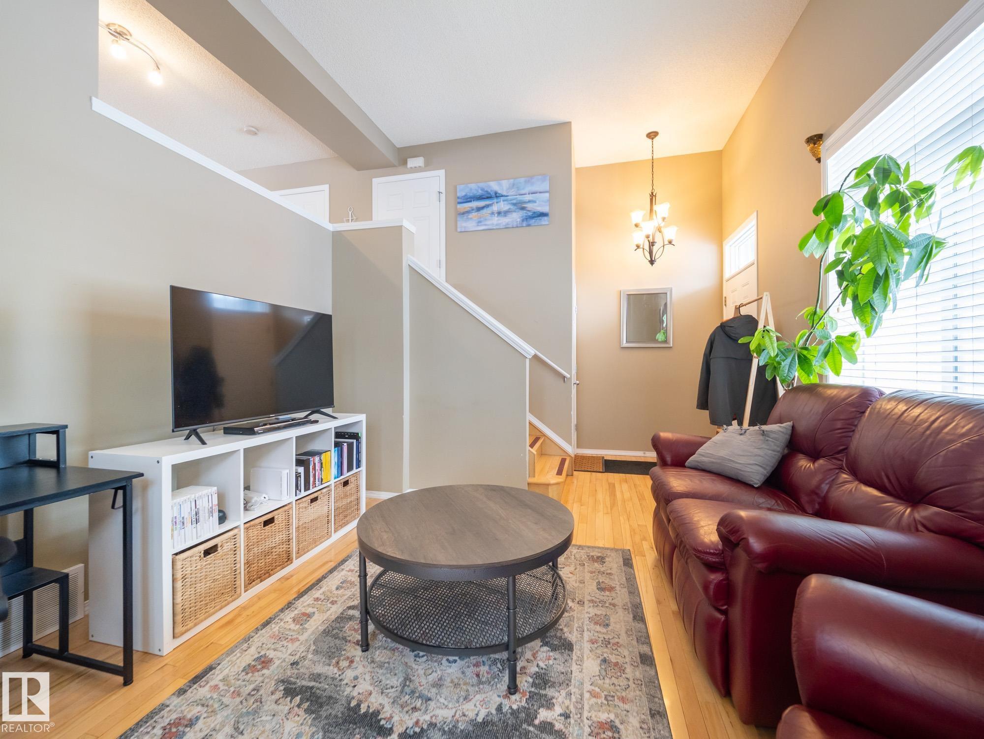 Photo 6 at 25 - 8304 11 Avenue SW, Summerside, Edmonton