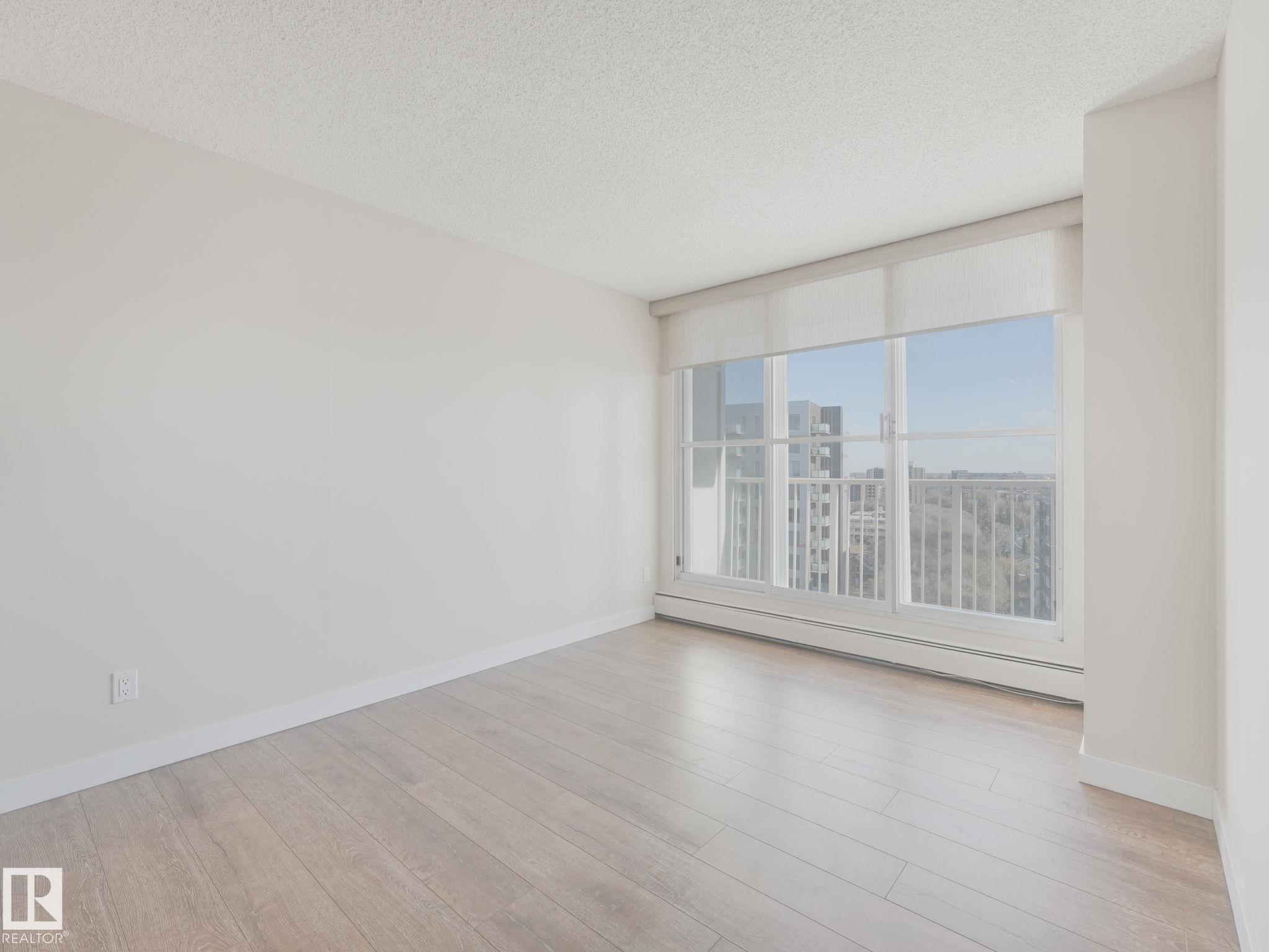 https://zimg.paragon.ice.com/ParagonImages/Property/PM/RAE/225399661/15/0/0/92f64194c7415108ad3b42256931a621/1/c7e9f167ec8be7428d97247817f6e60a/225399661-db2b7178-c43e-4e7d-848c-7f7cc96285b7.JPG