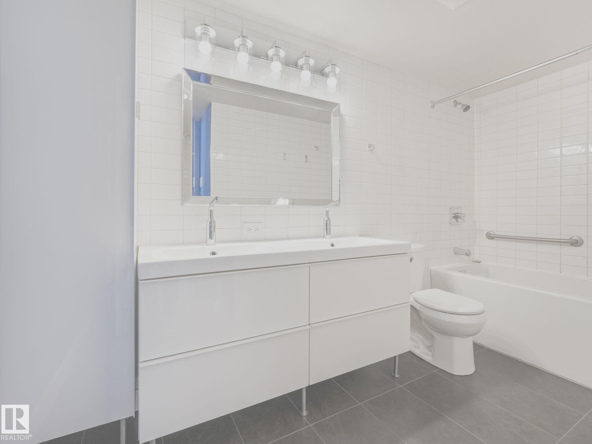https://zimg.paragon.ice.com/ParagonImages/Property/PM/RAE/225399661/28/0/0/e5ba0d9a057055fef9c9aa2594e4432d/1/c7e9f167ec8be7428d97247817f6e60a/225399661-22099506-9c79-4c10-80d4-a69b37081fa1.JPG