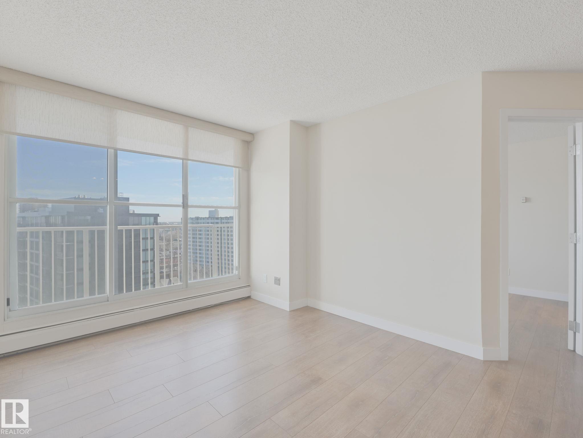 https://zimg.paragon.ice.com/ParagonImages/Property/PM/RAE/225399661/31/0/0/fb47b00348797dd7a0dc434d7459a954/1/c7e9f167ec8be7428d97247817f6e60a/225399661-211bc730-8f6c-45ab-8730-be9f0a17244f.JPG