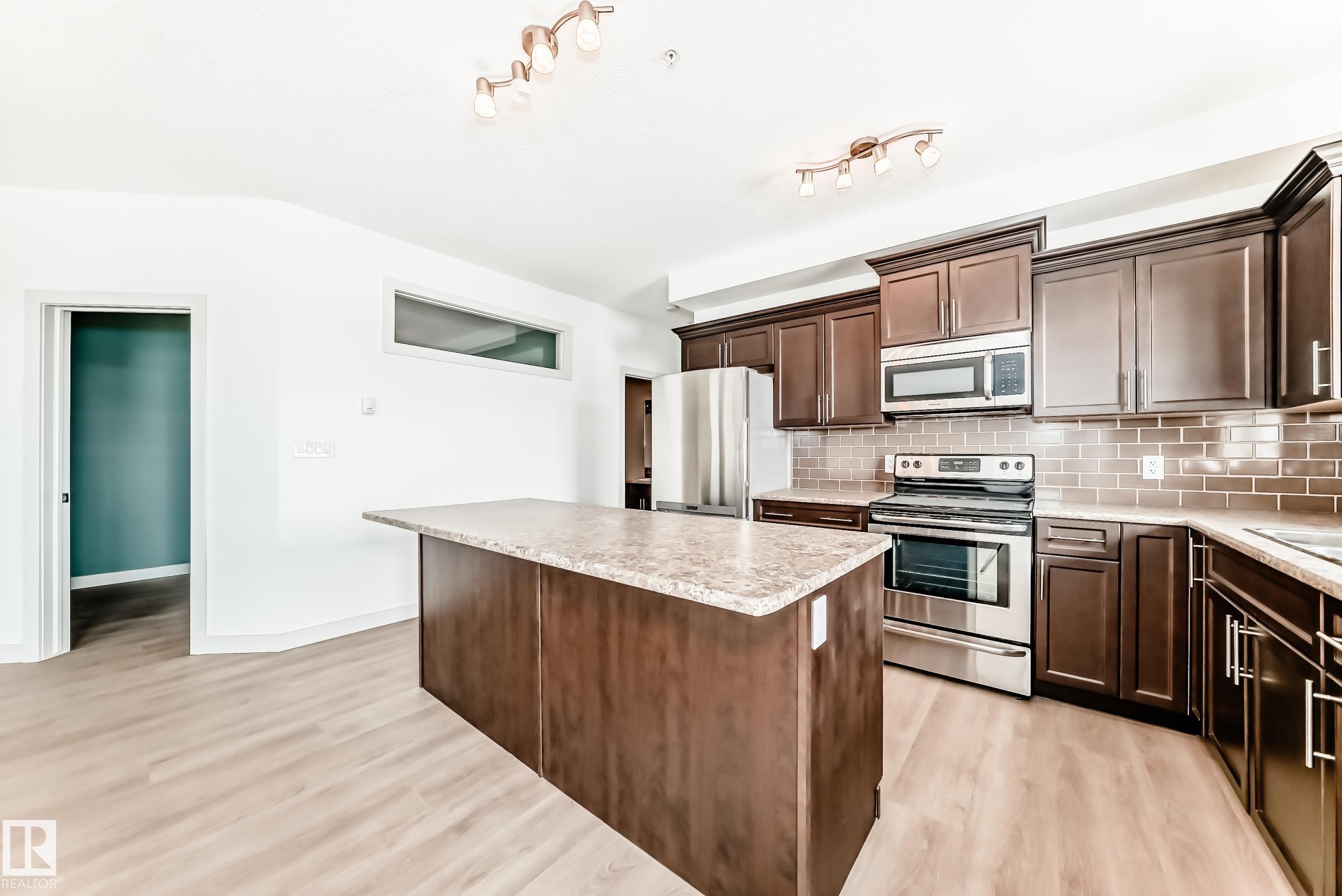 Photo 14 at 308 - 1623 James Mowatt Trail SW, Callaghan, Edmonton