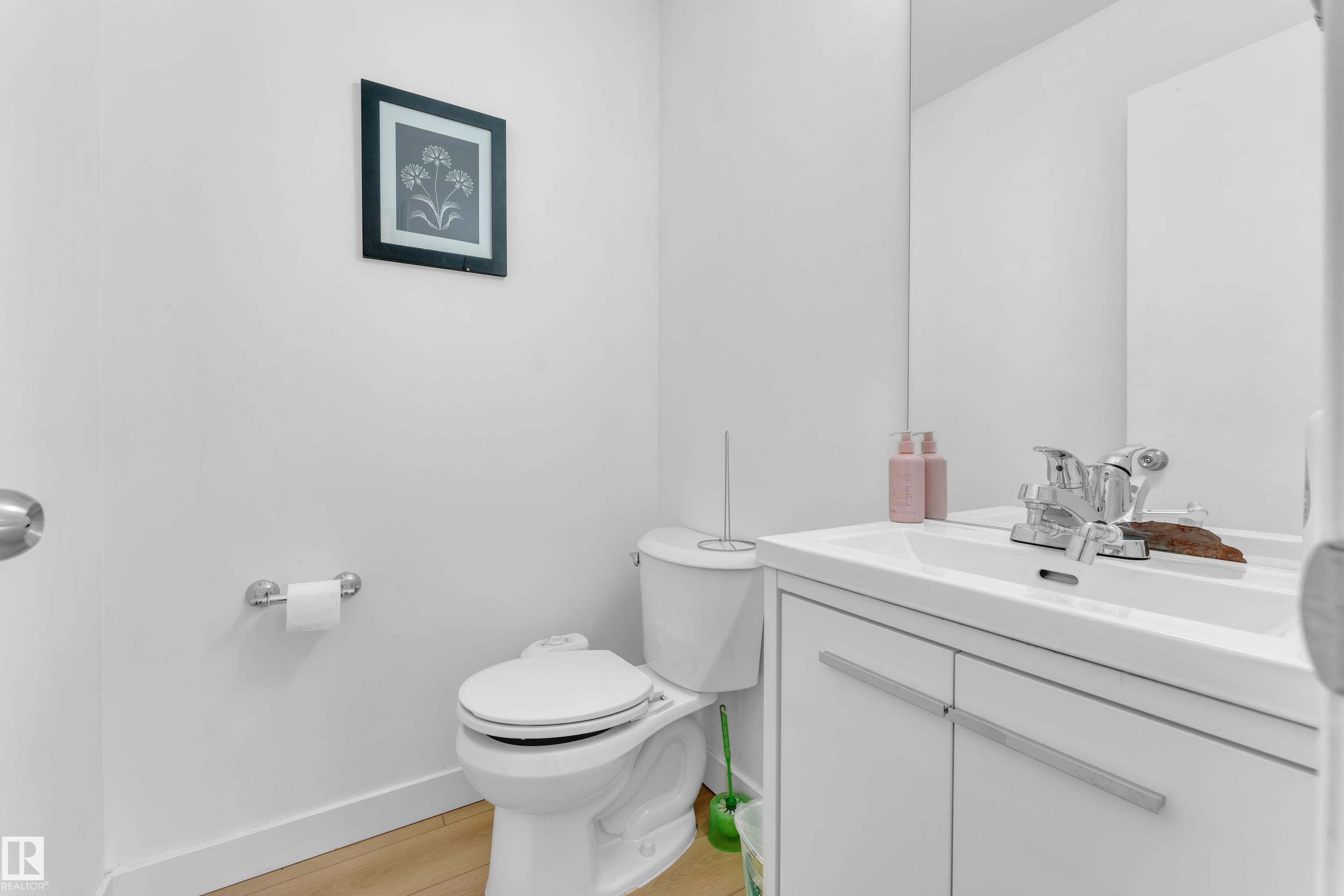 https://zimg.paragon.ice.com/ParagonImages/Property/PM/RAE/225399670/18/0/0/f8c1b0619a6e3077854103b7226a16b3/1/33c3490789d626ca34230aee38f6307c/225399670-f4386a19-40dd-4869-8e32-5e17d6b894b9.JPG