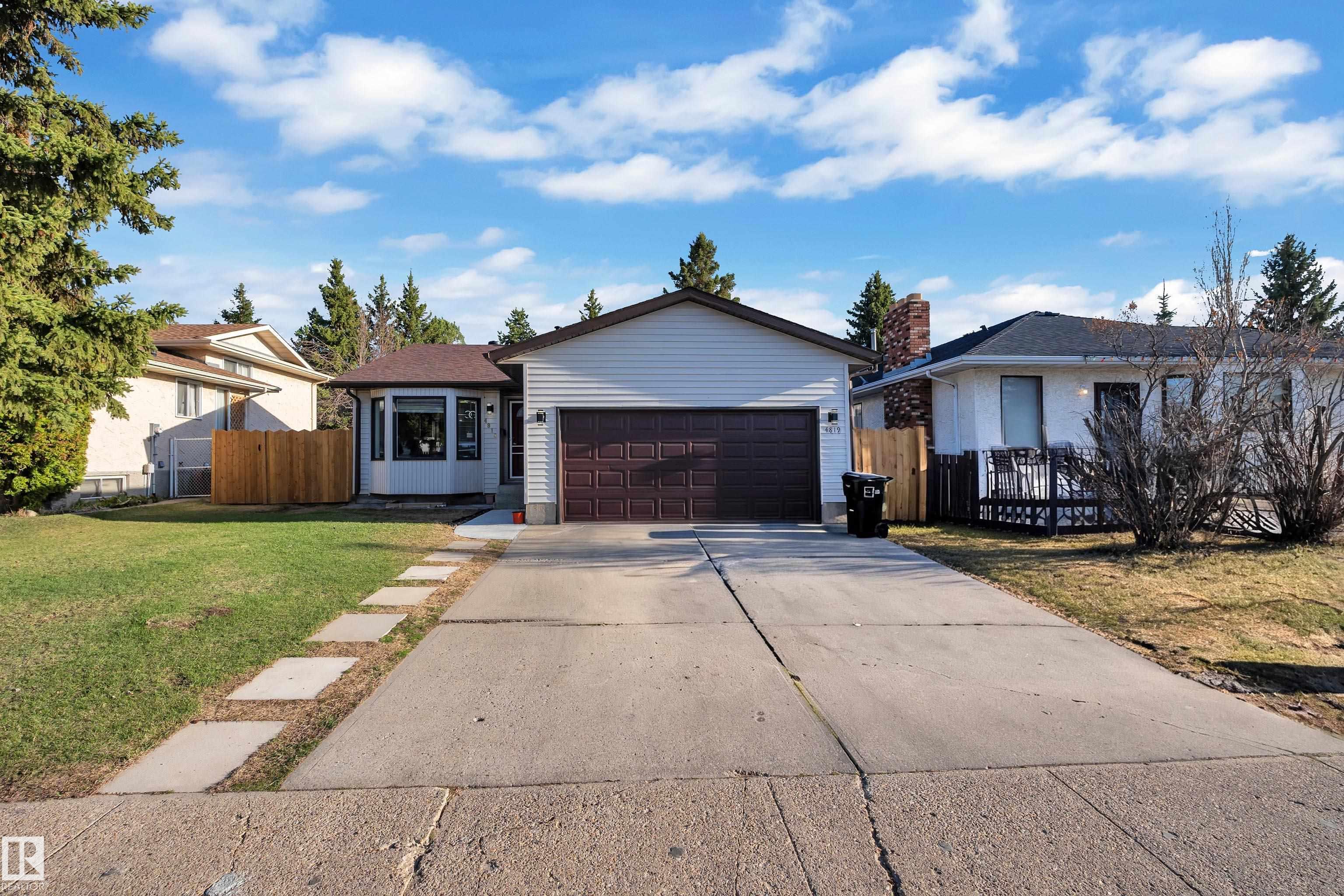 Picture for 4819 30 AV NW