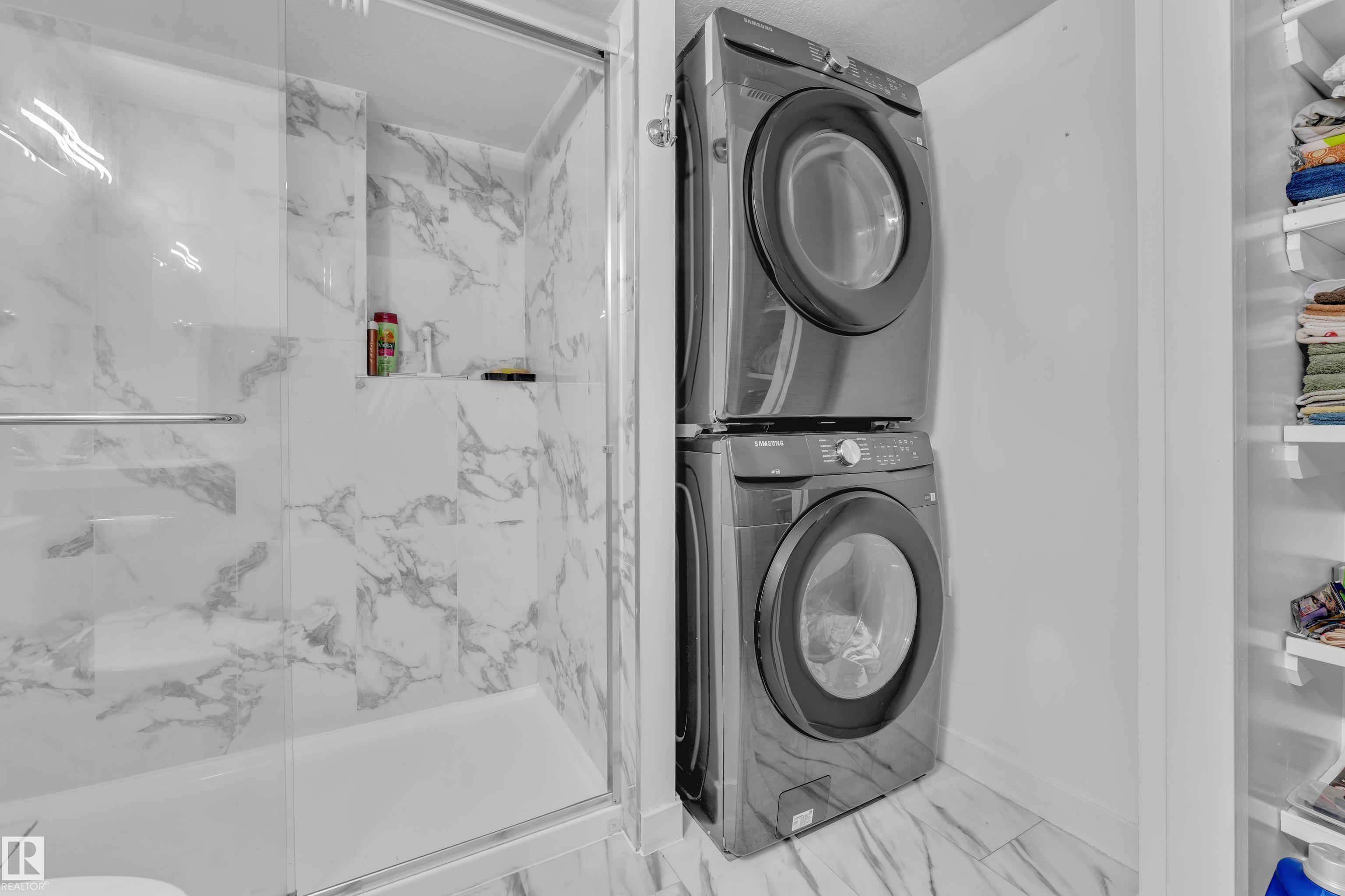 https://zimg.paragon.ice.com/ParagonImages/Property/PM/RAE/225399670/29/0/0/e96ed208a56b894f767fb4c1523acade/1/33c3490789d626ca34230aee38f6307c/225399670-593ddd0a-34f0-4c98-9c1e-0f06beffb00c.JPG