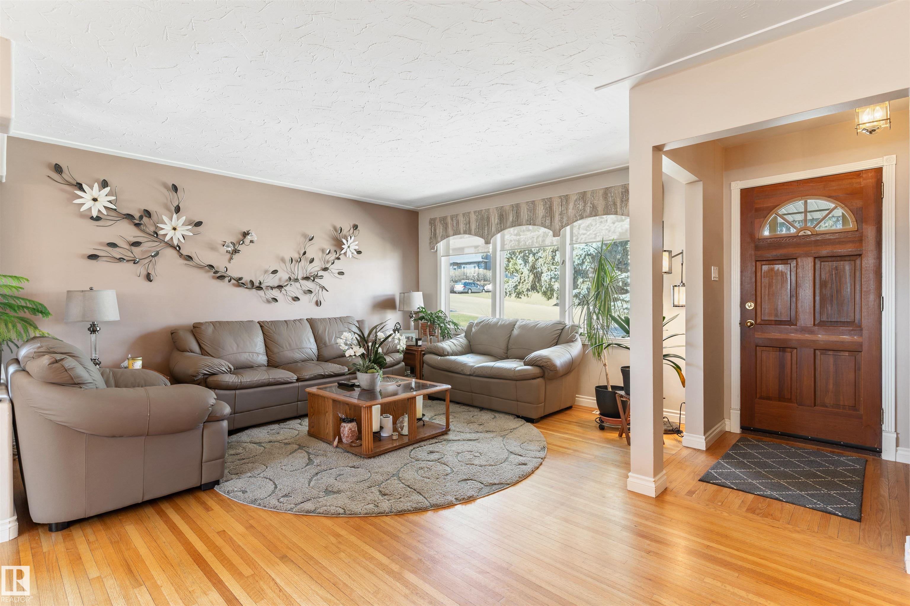 10803 52 Street NW, Capilano, Edmonton