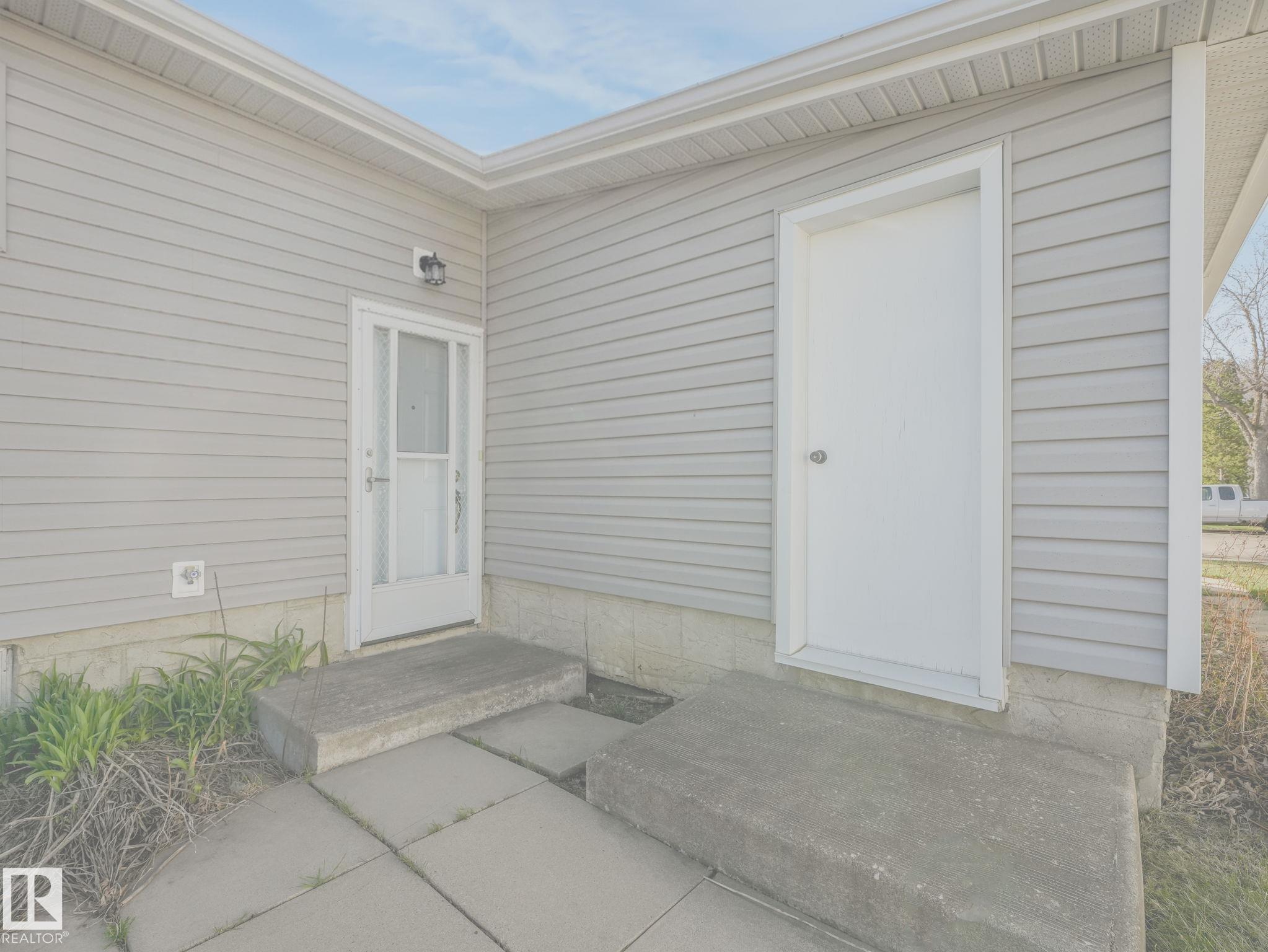Picture for 5916 148 AV NW