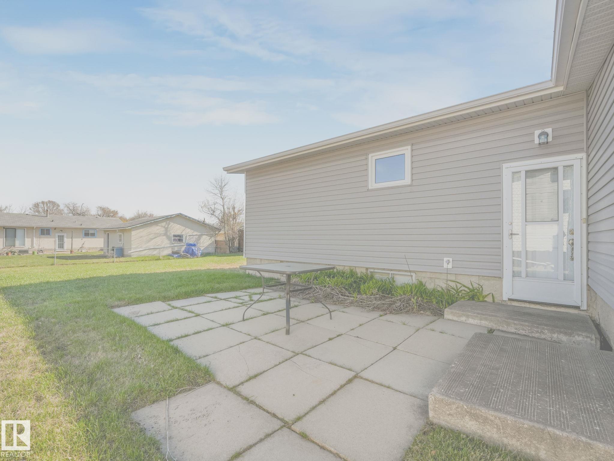 Picture for 5916 148 AV NW