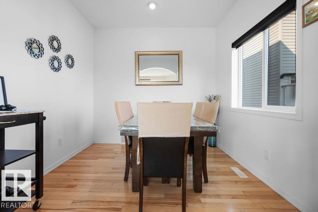 https://zimg.paragon.ice.com/ParagonImages/Property/PM/RAE/225399674/31/0/0/92b62612a78ca2de4c8246482806135f/1/e2865a473c08fd91401d35066293784d/225399674-95D859D5-AF32-4E70-B7D3-F3867C3CF829.JPG