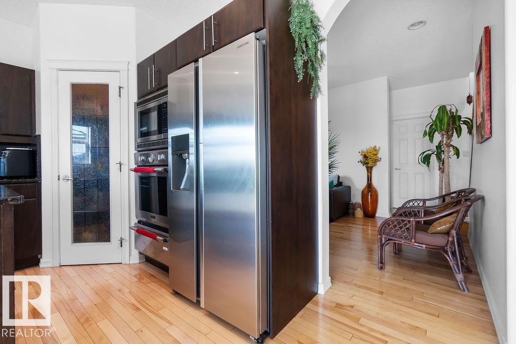 https://zimg.paragon.ice.com/ParagonImages/Property/PM/RAE/225399674/35/0/0/2e5c0370305b683b88f97905f27cef7f/1/e2865a473c08fd91401d35066293784d/225399674-860656CE-6C1C-4897-B612-1C03AC26D398.JPG