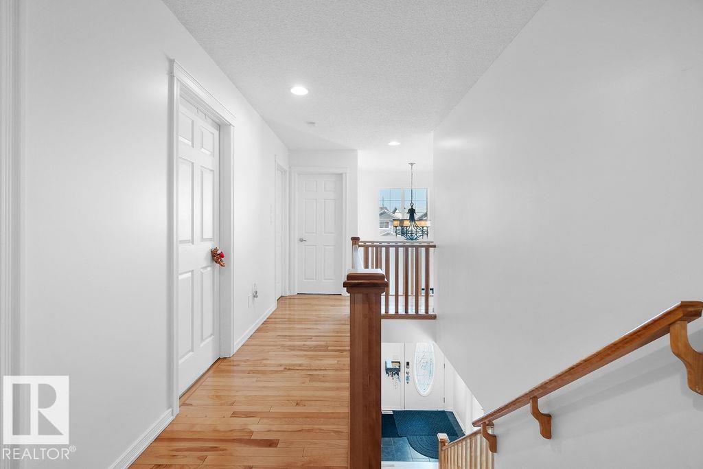 https://zimg.paragon.ice.com/ParagonImages/Property/PM/RAE/225399674/36/0/0/bbcae96c4129b5f63ff09fb9395e250a/1/e2865a473c08fd91401d35066293784d/225399674-85731D69-30E6-4972-9D6B-3C750E704A6F.JPG