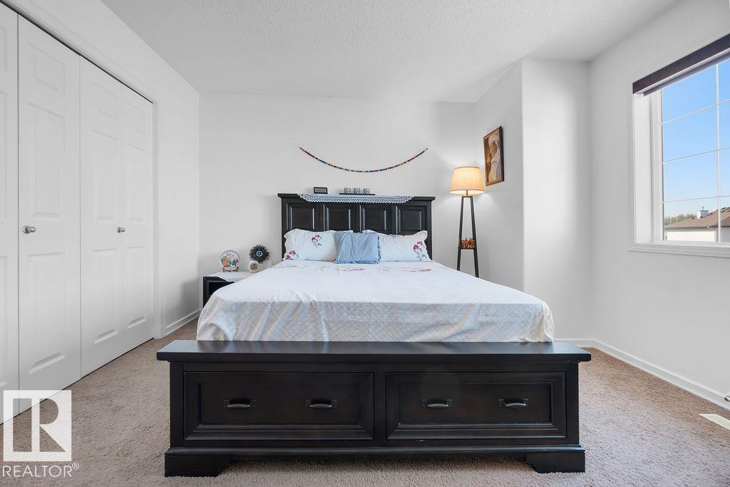 https://zimg.paragon.ice.com/ParagonImages/Property/PM/RAE/225399674/50/0/0/7bdee3ed2f288227d37ab5f000a35bbf/1/e2865a473c08fd91401d35066293784d/225399674-03E2DD85-8888-47B1-AAA4-63196C26382D.JPG