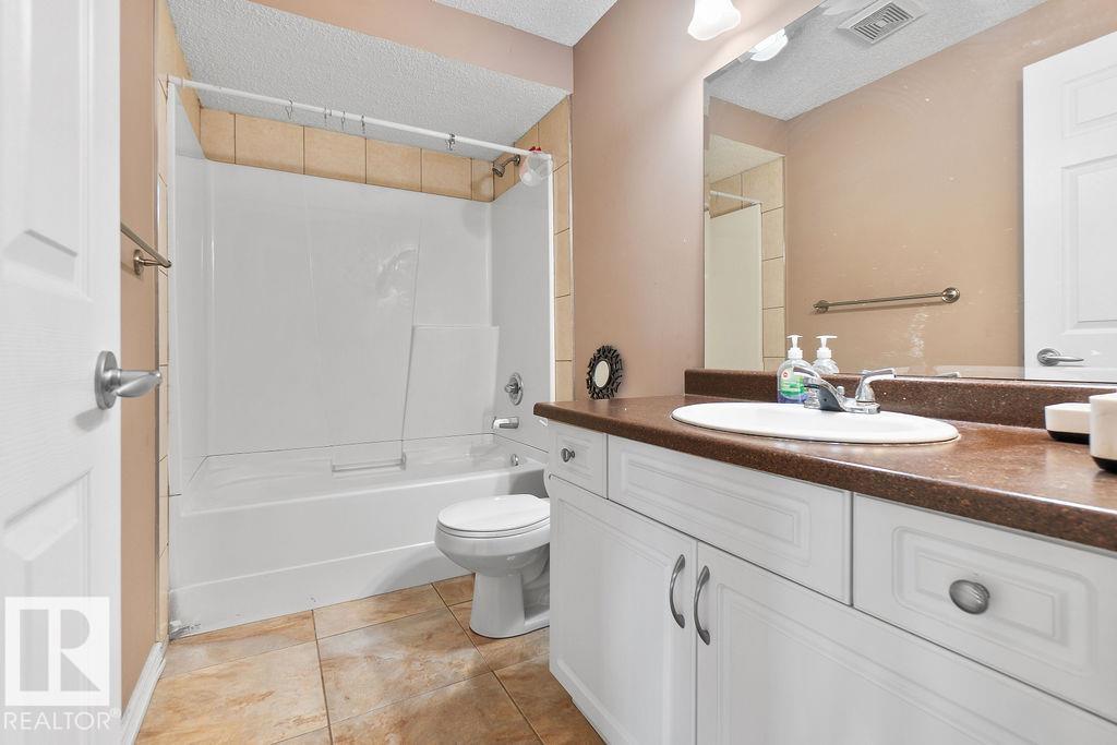 https://zimg.paragon.ice.com/ParagonImages/Property/PM/RAE/225399674/60/0/0/48ee2d047e793db3c82b68cc0e5590e1/1/e2865a473c08fd91401d35066293784d/225399674-9314613A-F865-4845-8F22-5E48CCA09612.JPG