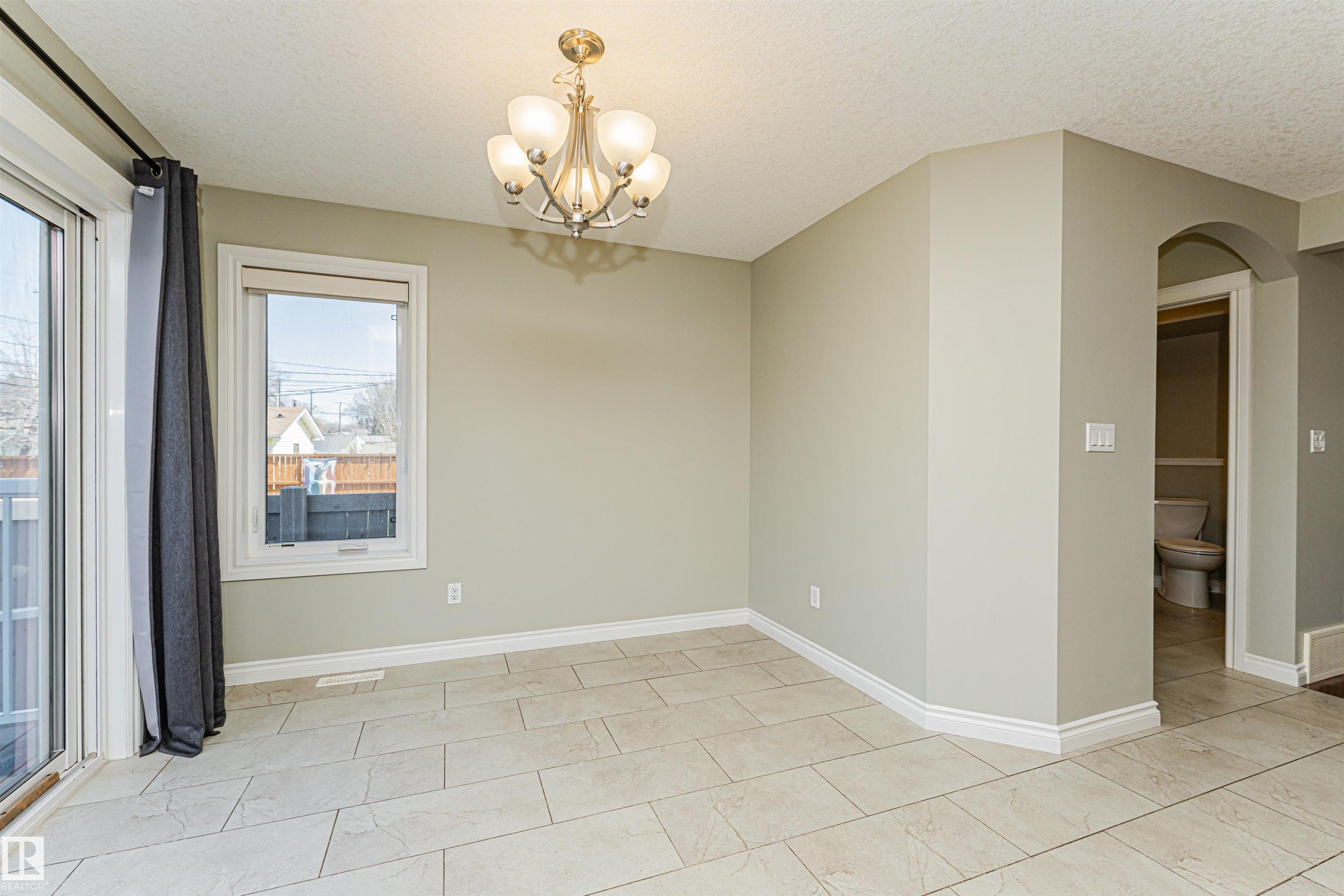 Photo 18 at 8530 76 Avenue NW, King Edward Park, Edmonton