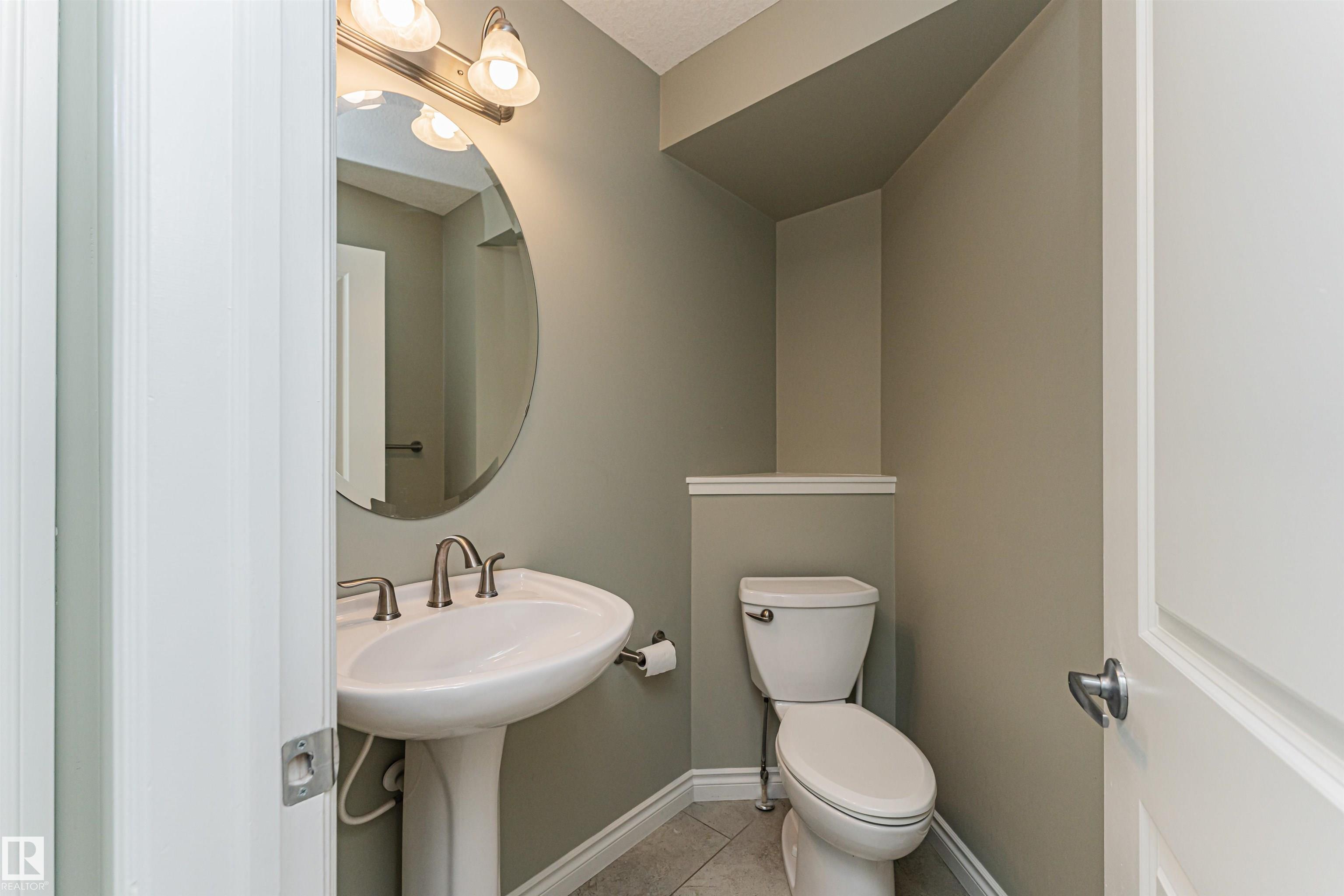 Photo 22 at 8530 76 Avenue NW, King Edward Park, Edmonton