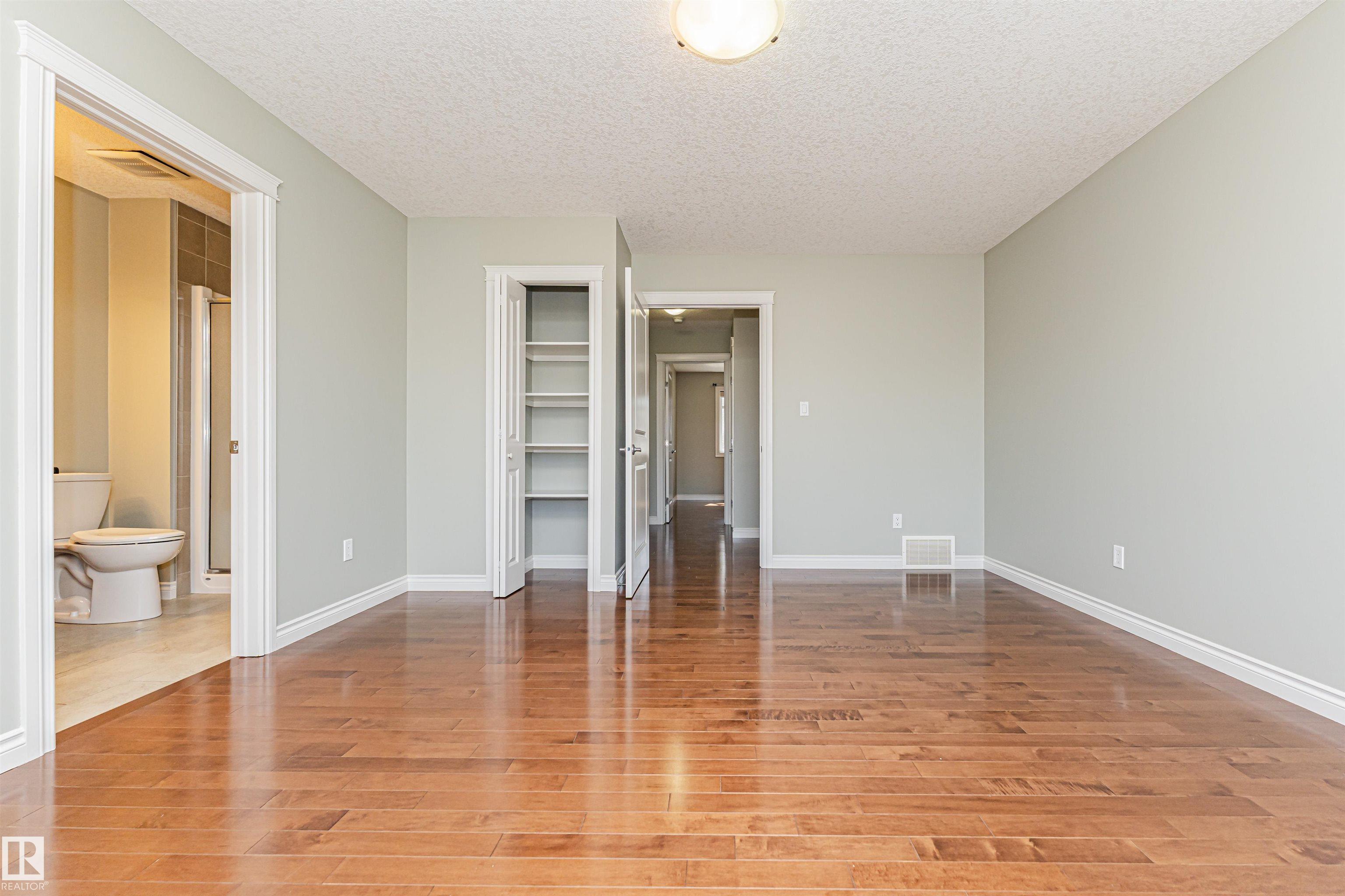 Photo 31 at 8530 76 Avenue NW, King Edward Park, Edmonton
