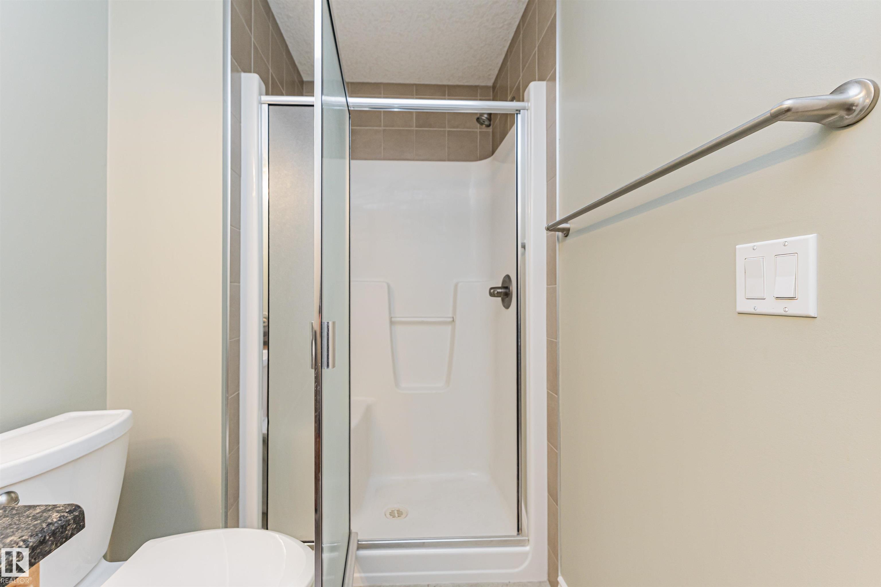 Photo 33 at 8530 76 Avenue NW, King Edward Park, Edmonton