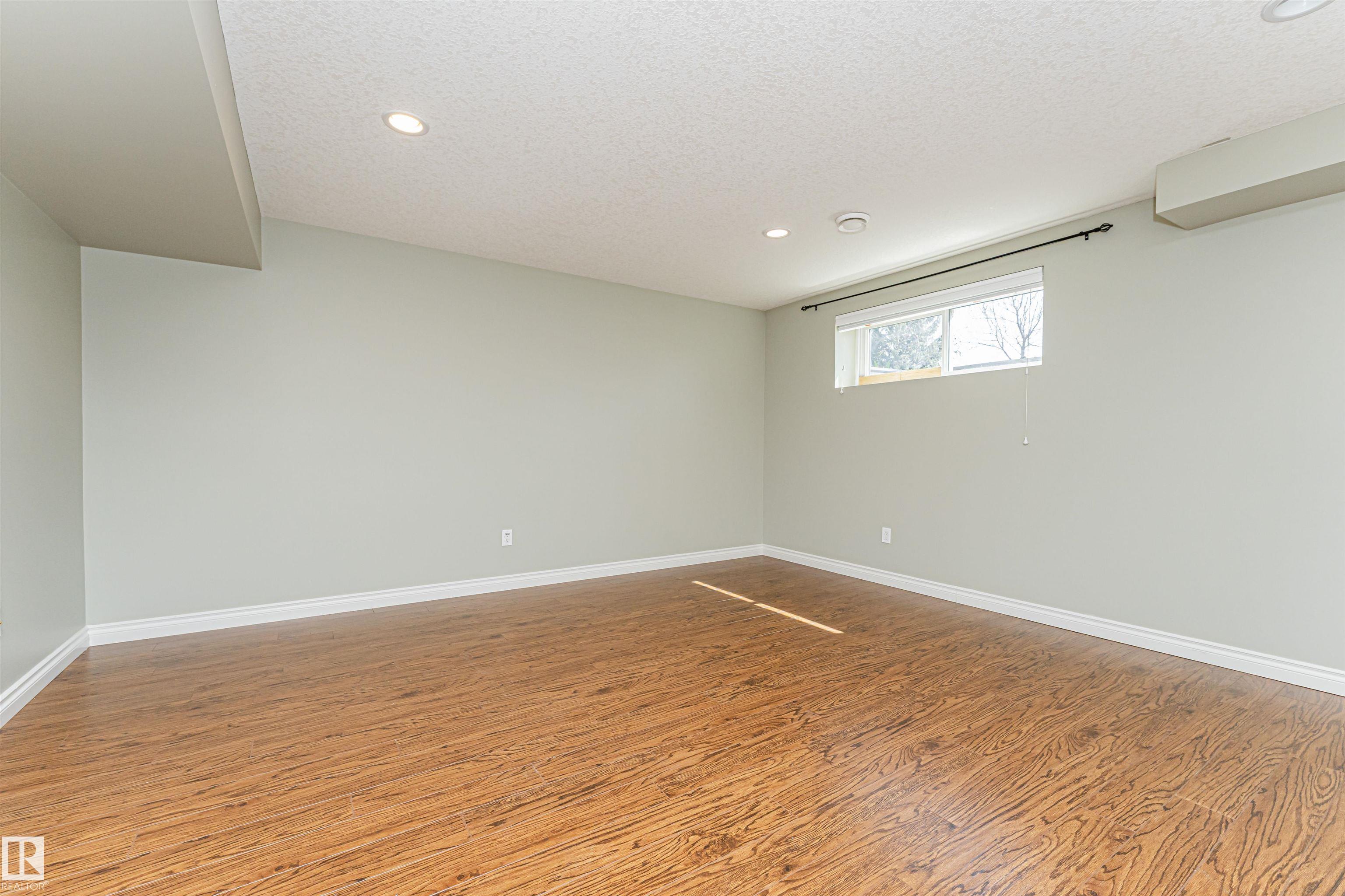 Photo 43 at 8530 76 Avenue NW, King Edward Park, Edmonton