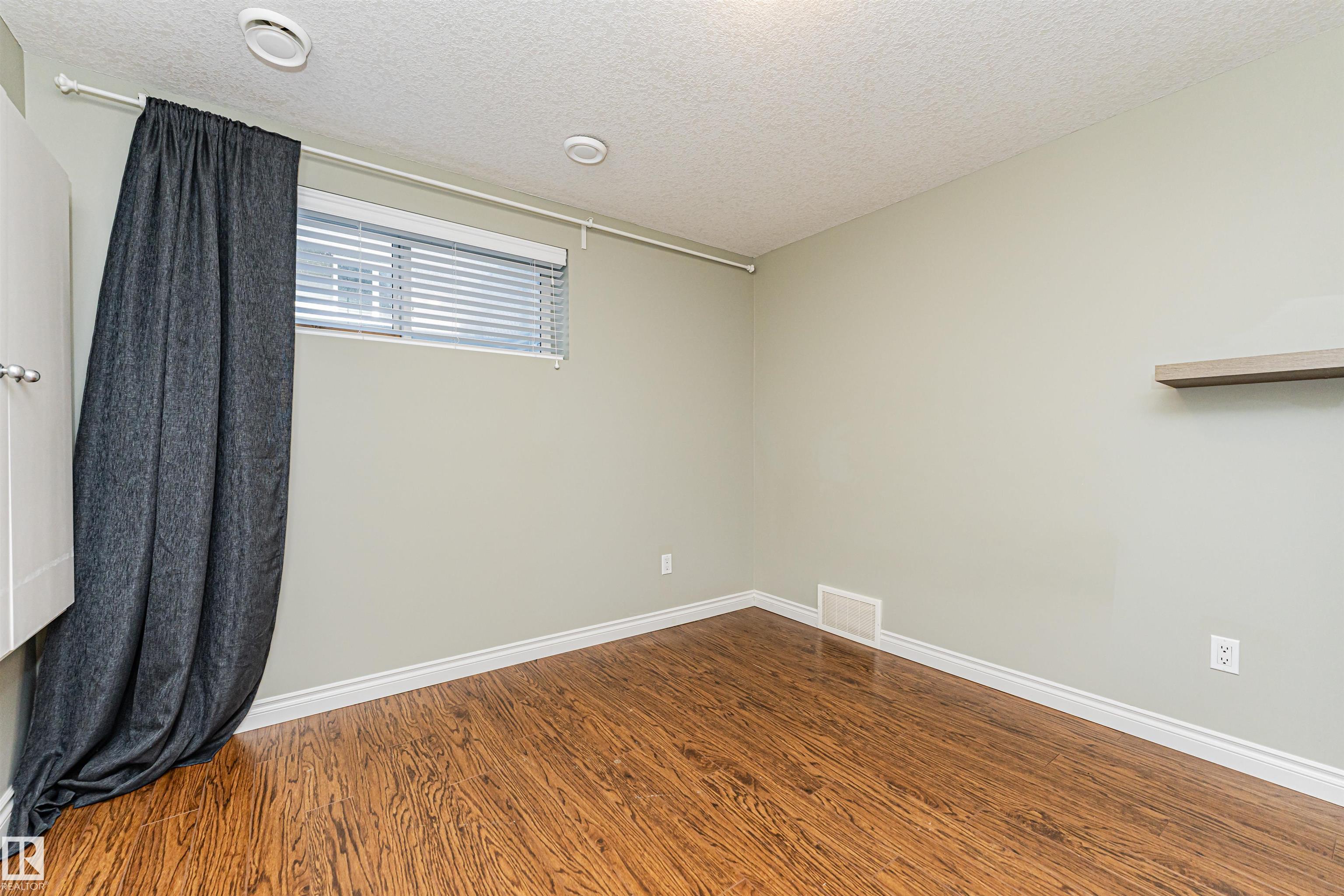Photo 45 at 8530 76 Avenue NW, King Edward Park, Edmonton