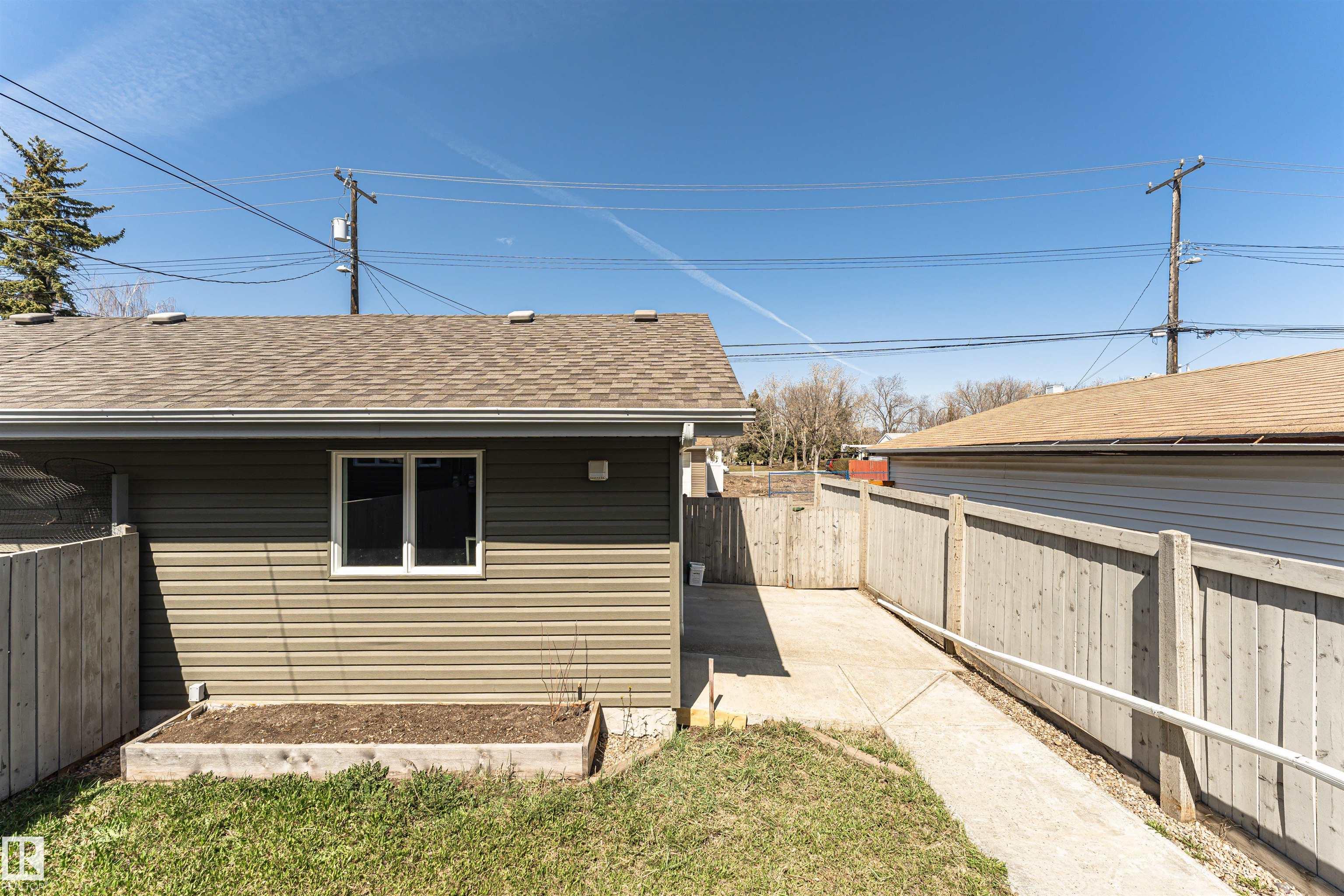 Photo 57 at 8530 76 Avenue NW, King Edward Park, Edmonton
