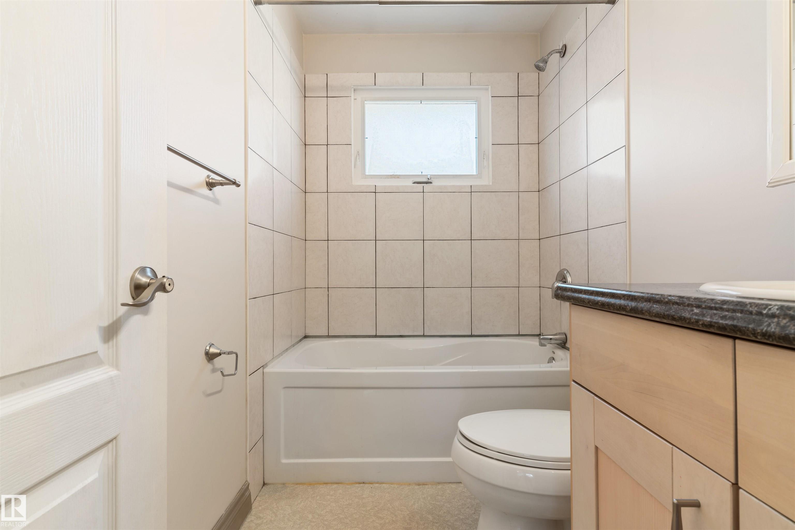 https://zimg.paragon.ice.com/ParagonImages/Property/PM/RAE/225399683/23/0/0/506512339dbcd950ac2b9cf744037302/1/ddcc16ebd526756b06646debdf52982e/225399683-7bbfa584-699e-4a97-a3b6-0eec6c65b25e.JPG