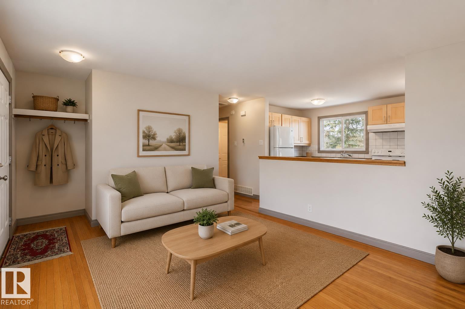 https://zimg.paragon.ice.com/ParagonImages/Property/PM/RAE/225399683/8/0/0/d70f5d49bedde7b5c6636fba8f007813/1/ddcc16ebd526756b06646debdf52982e/225399683-72bd0104-4c96-4443-aeca-09c216465575.JPG