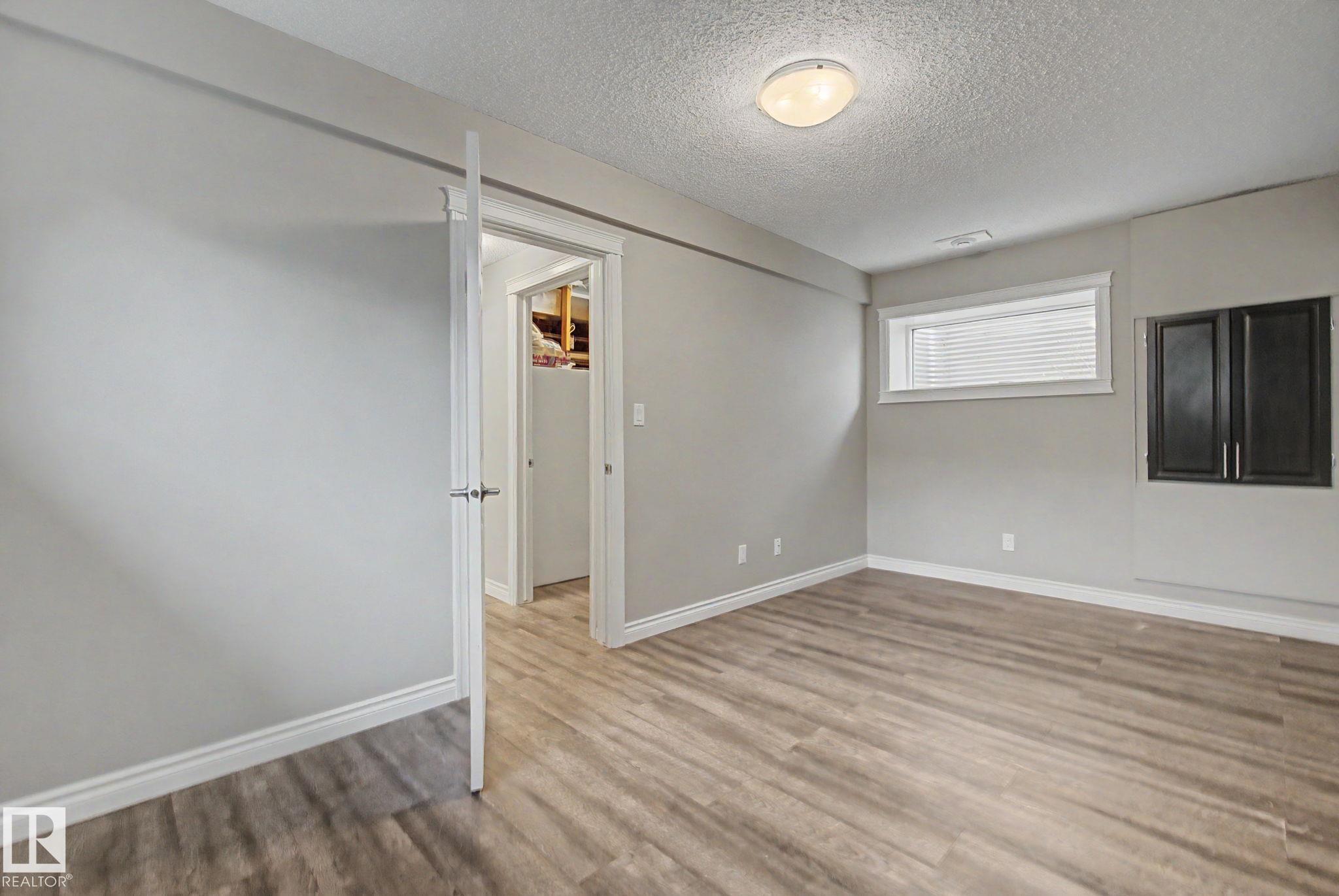 https://zimg.paragon.ice.com/ParagonImages/Property/PM/RAE/225399688/37/0/0/3967d1e58882fa7d0c6bd71d9a9d8ae1/1/db6fac61380d53c937f4eb17aab92952/225399688-52b72eca-5183-4b24-ae00-735e91bb2c07.JPG