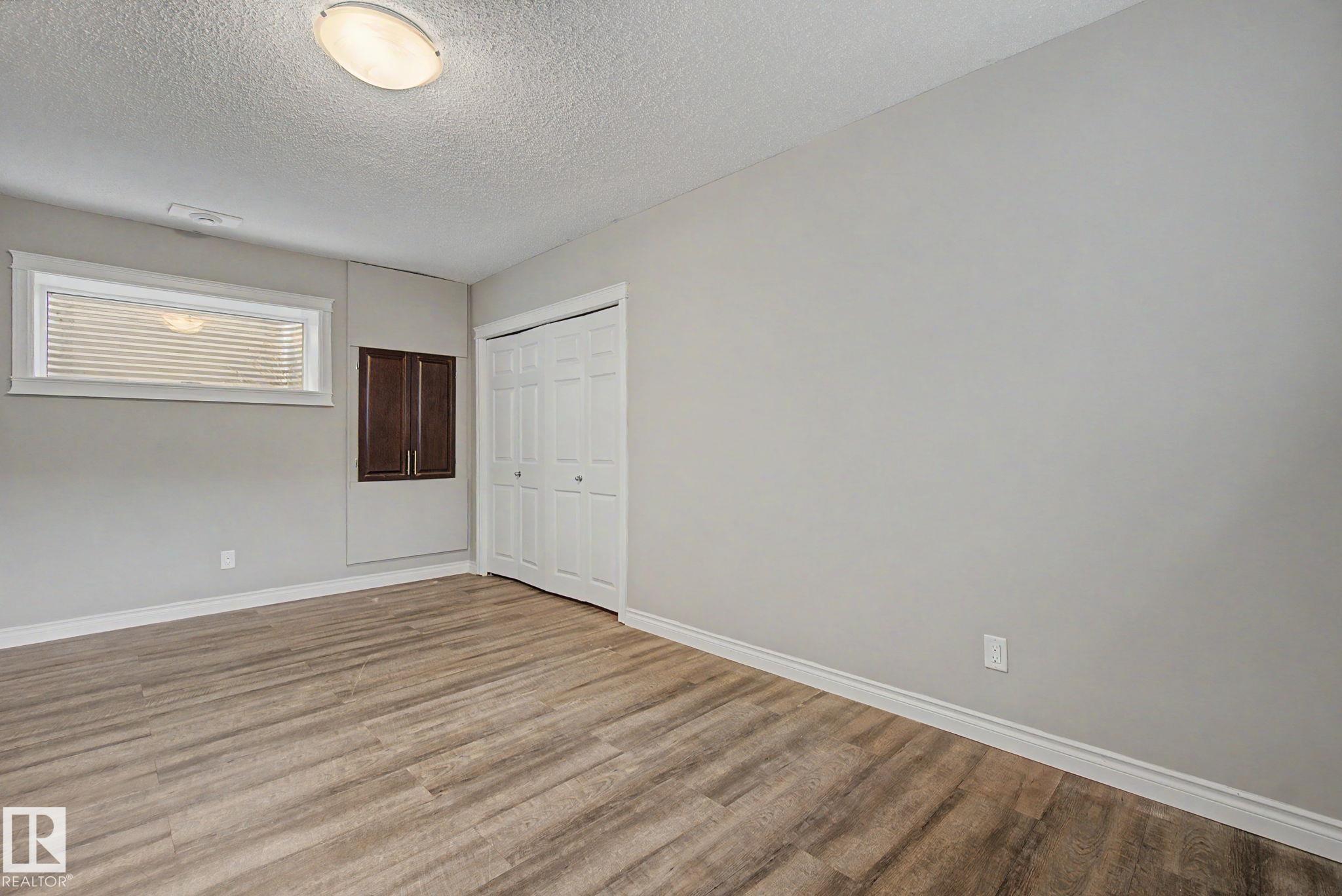 https://zimg.paragon.ice.com/ParagonImages/Property/PM/RAE/225399688/38/0/0/a1ae628a79dbfdd8e41b26fade3f685d/1/db6fac61380d53c937f4eb17aab92952/225399688-b54da17f-aa66-411c-8249-1e1cb6104e53.JPG
