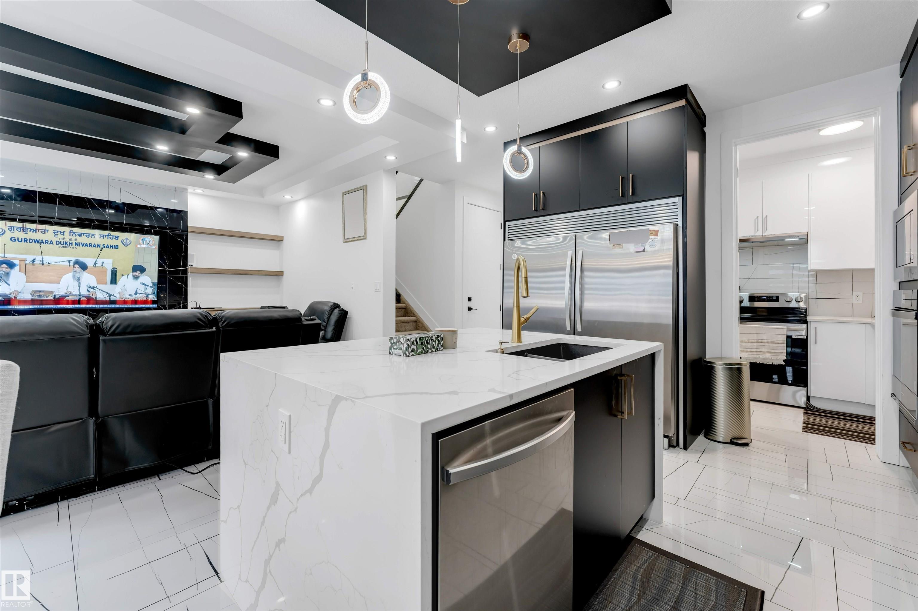 Photo 14 at 1827 17 Avenue NW, Laurel, Edmonton