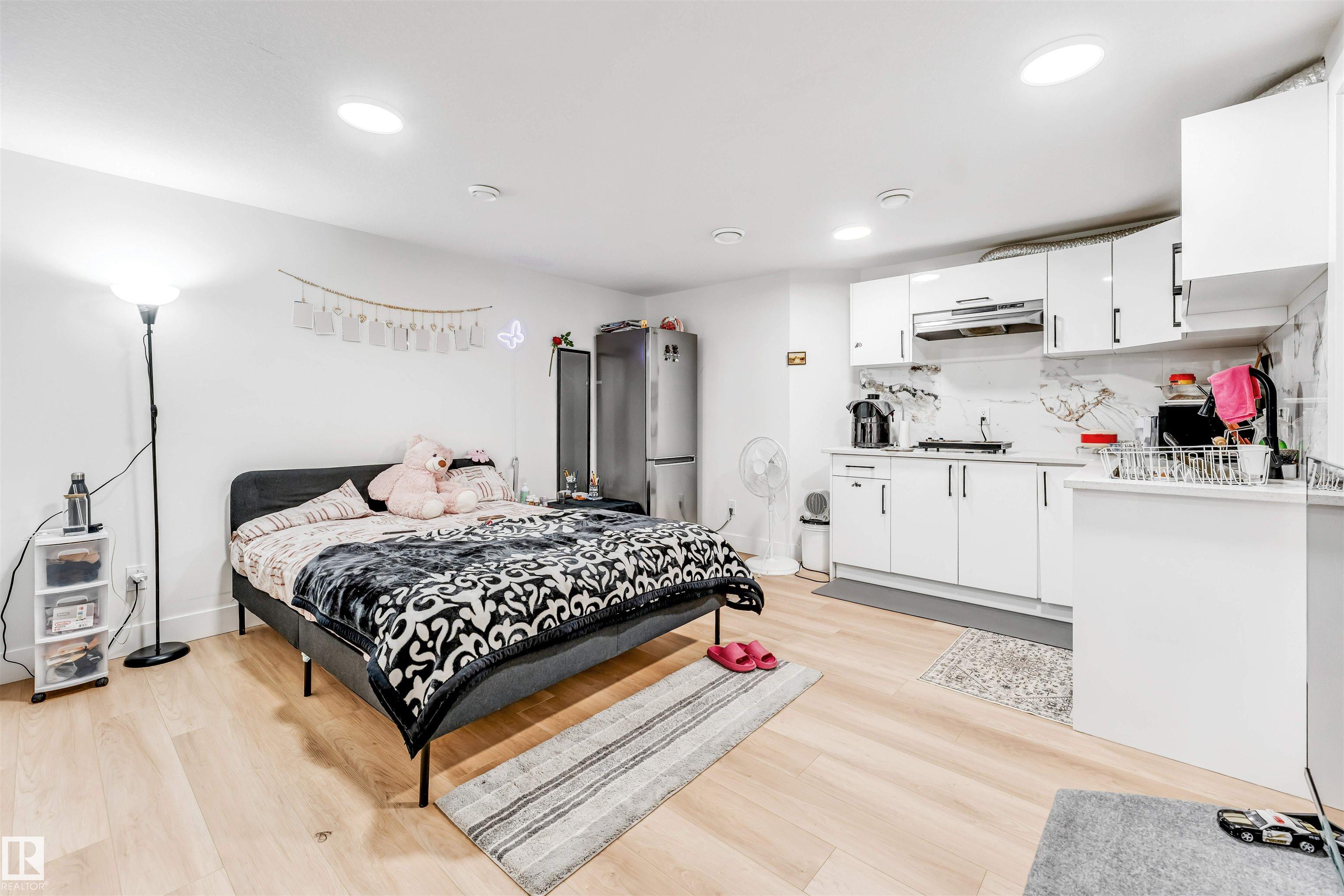 Photo 55 at 1827 17 Avenue NW, Laurel, Edmonton
