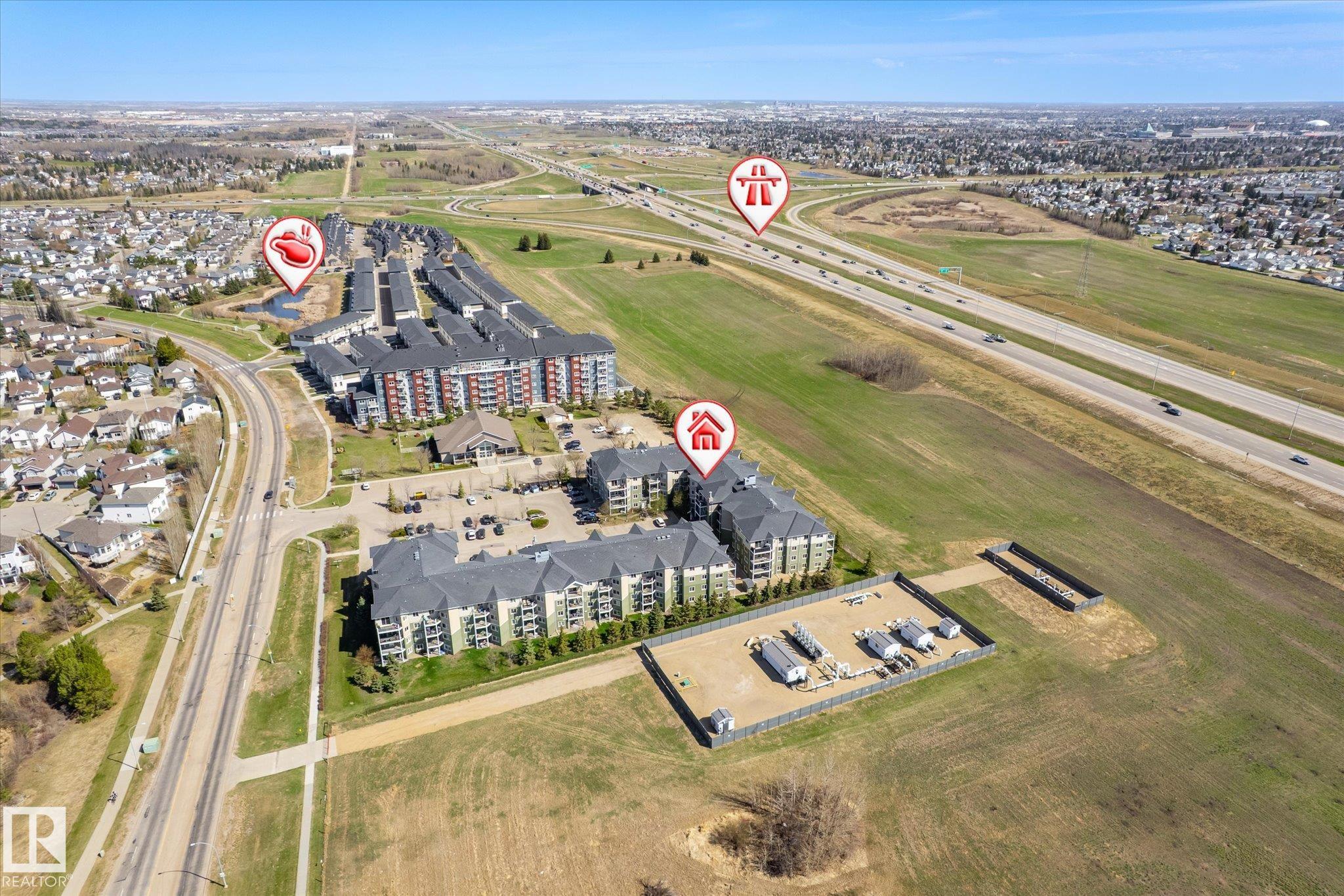 https://zimg.paragon.ice.com/ParagonImages/Property/PM/RAE/225399699/46/0/0/35aacf3d64c8c1777449ce30a4602138/1/610ac18916f4705b724993f91a0a6937/225399699-eb2fe142-d568-4444-b512-727cac992980.JPG