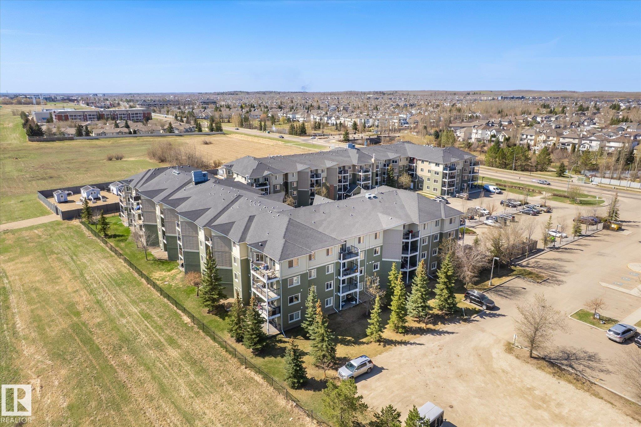 https://zimg.paragon.ice.com/ParagonImages/Property/PM/RAE/225399699/47/0/0/9d4660d126ba316e7ed354e731995b3c/1/610ac18916f4705b724993f91a0a6937/225399699-7fc694e8-d407-4c42-9f63-4962cadd05f9.JPG