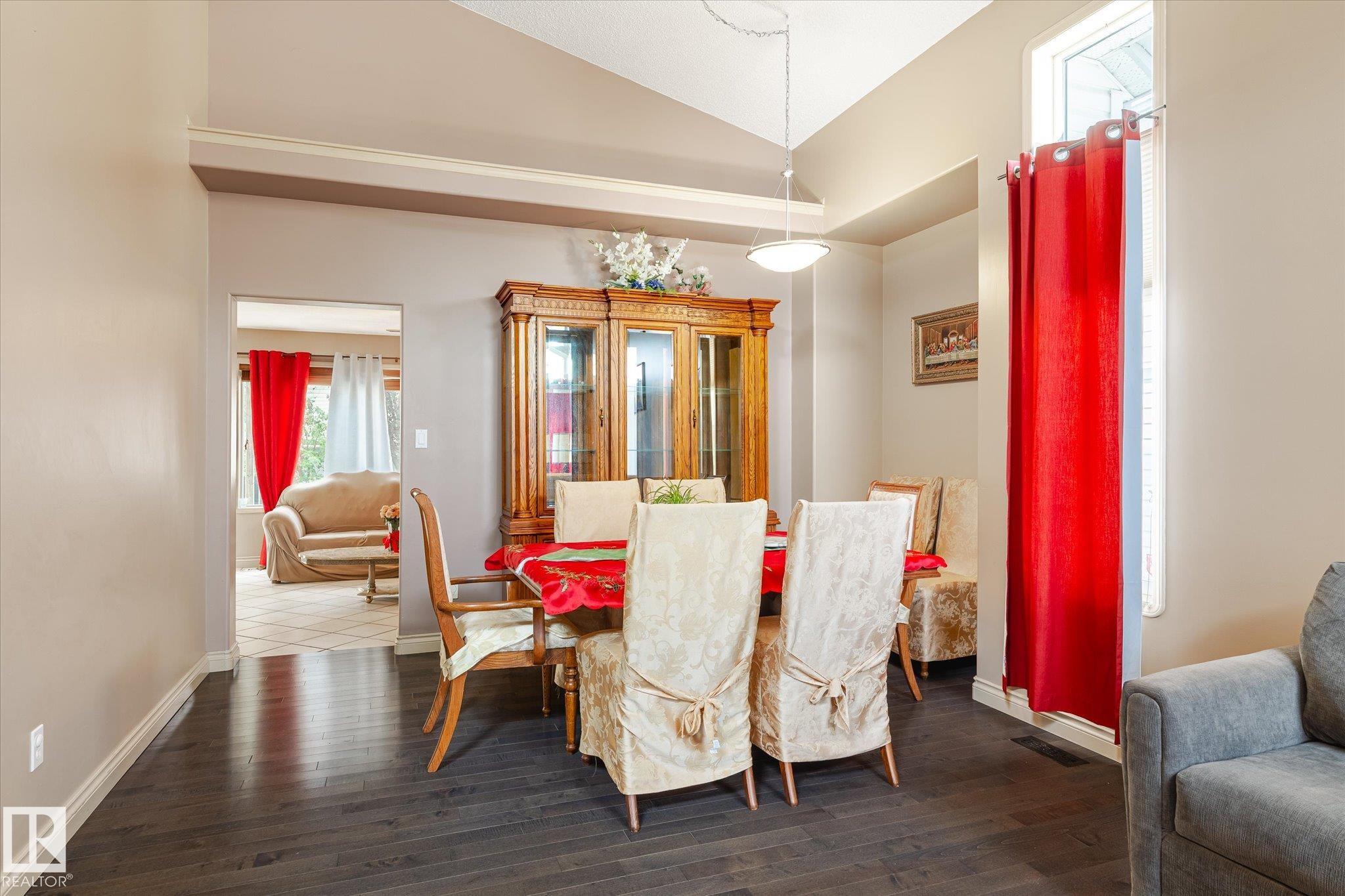 https://zimg.paragon.ice.com/ParagonImages/Property/PM/RAE/225399700/14/0/0/3e174da34f66c8b09802ff6102217d5b/1/d355ec603b79db7299fb2701b528f474/225399700-AB185B80-0104-47AB-BD62-1F2245010CCD.JPG