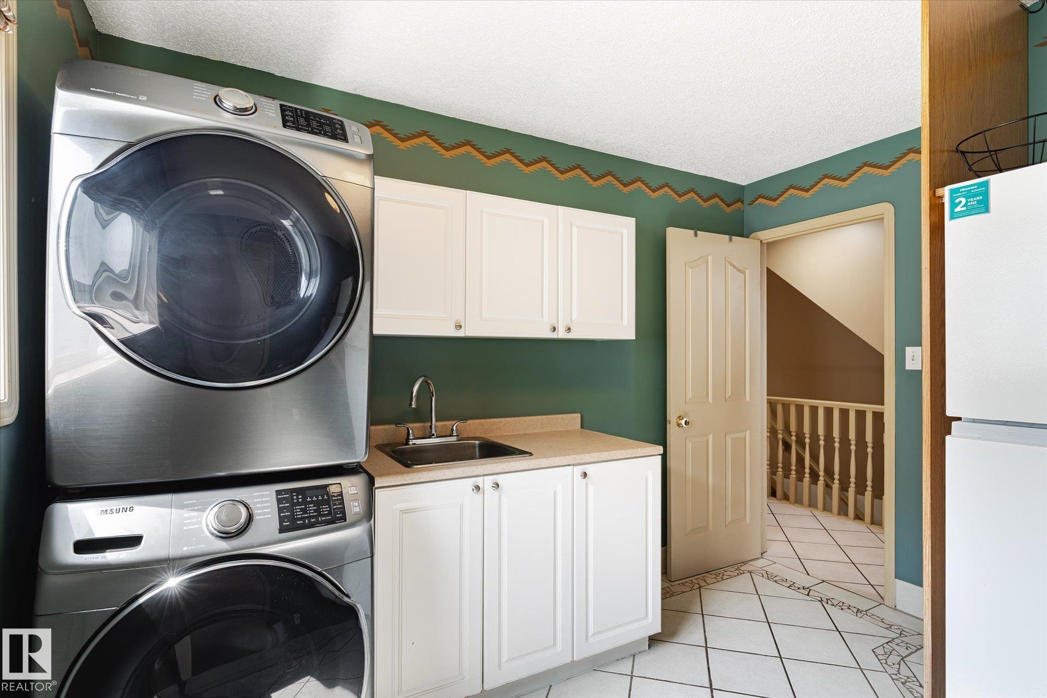 https://zimg.paragon.ice.com/ParagonImages/Property/PM/RAE/225399700/18/0/0/1bf92ef82ef6b138f7e5edf162c441ca/1/d355ec603b79db7299fb2701b528f474/225399700-C061C64D-708A-47B7-B594-0461F1CDA608.JPG