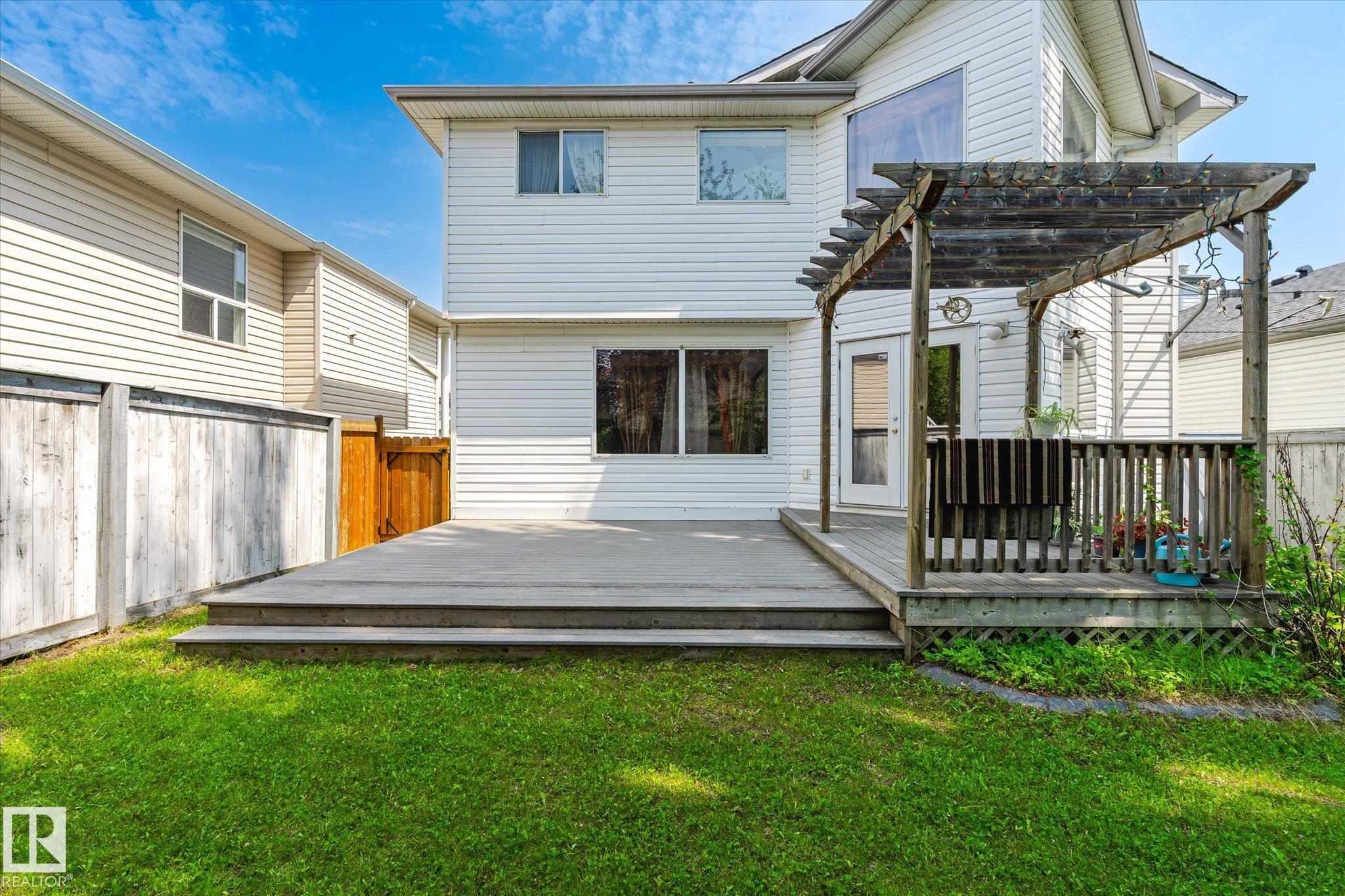 https://zimg.paragon.ice.com/ParagonImages/Property/PM/RAE/225399700/40/0/0/8bac465398ce8f08214a5f83f868765d/1/d355ec603b79db7299fb2701b528f474/225399700-4F715CD7-B89B-477E-B564-9C484DFCCE66.JPG