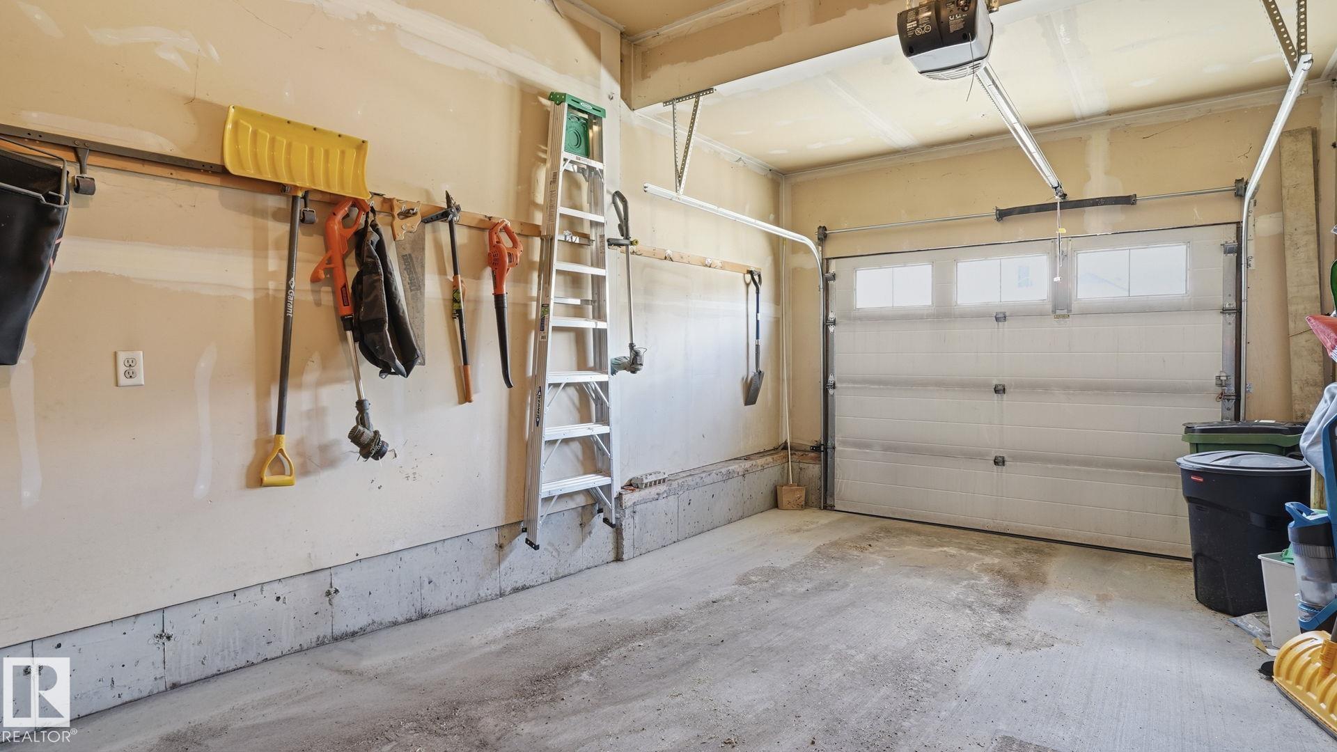 https://zimg.paragon.ice.com/ParagonImages/Property/PM/RAE/225399708/23/0/0/9760a033a4f24e31f670eeca7e290644/1/ff10fadb73069843c3429d05f67d7b54/225399708-eef508d5-3ba1-4342-8717-f11a0f1087ff.JPG