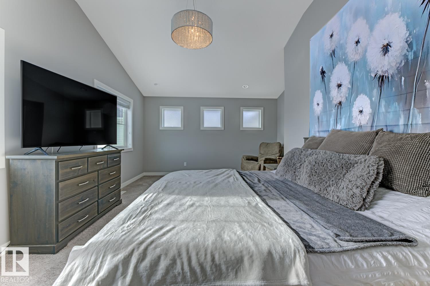 https://zimg.paragon.ice.com/ParagonImages/Property/PM/RAE/225399711/28/0/0/f5ec1b49c2bafd947caac2df51cf728f/1/68b18f9ad5fff670f3f8e7ade685bdad/225399711-E1DA8E46-BCD2-4E16-9BB3-DF2E67C4791F.JPG