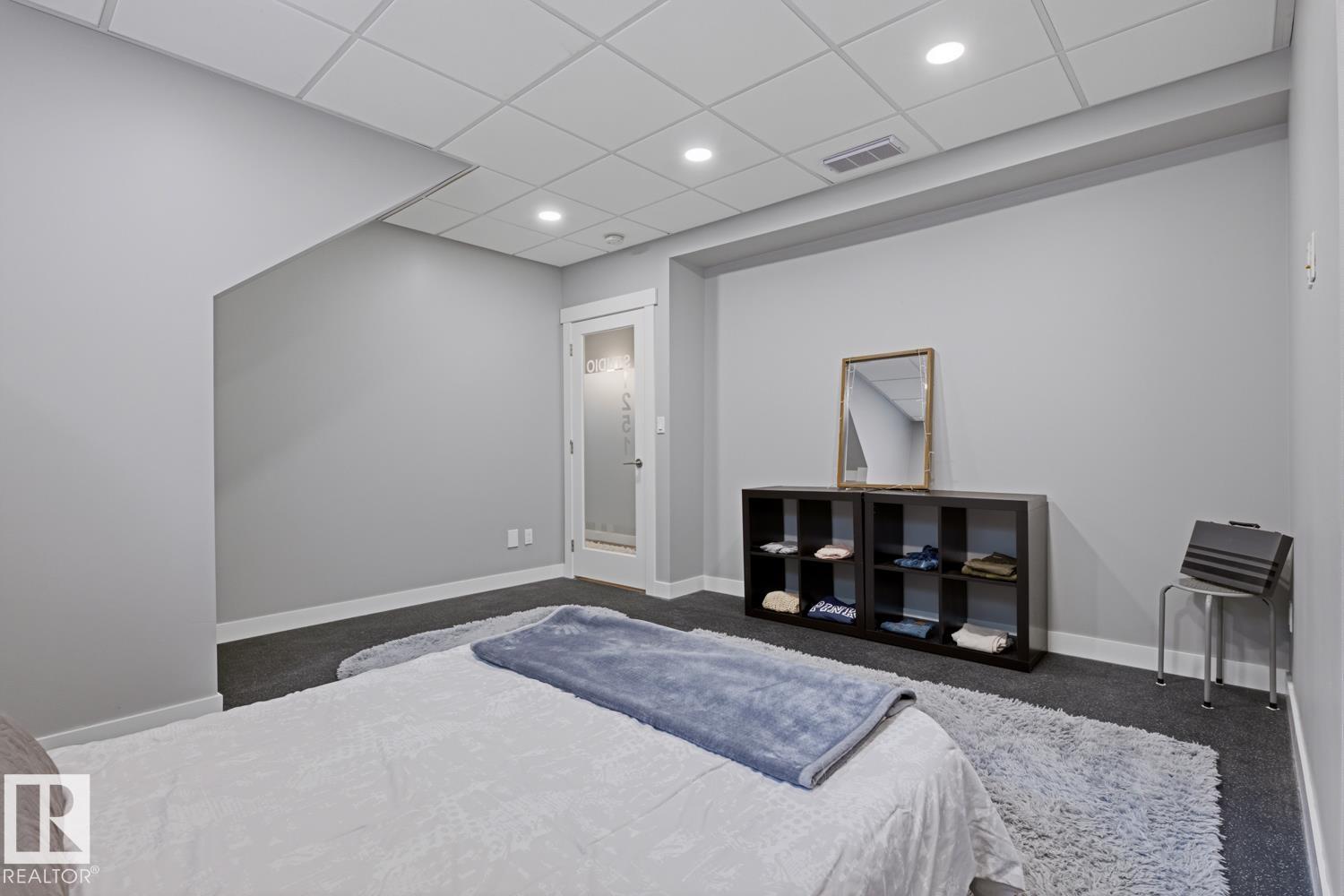 https://zimg.paragon.ice.com/ParagonImages/Property/PM/RAE/225399711/46/0/0/f3f0b676577932ef847572c0e6d393f1/1/68b18f9ad5fff670f3f8e7ade685bdad/225399711-9628CF0D-BDF5-4DBE-A9E2-43101AB14DA9.JPG