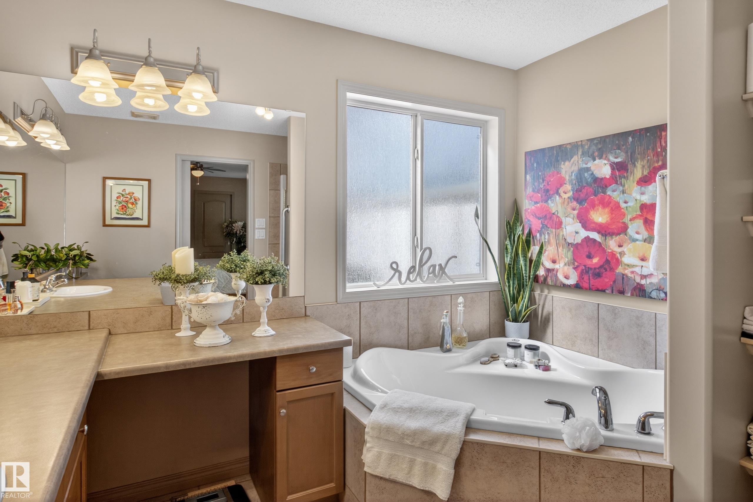 Photo 23 at 74 Highgrove Crescent, Heritage Hills, Sherwood Park