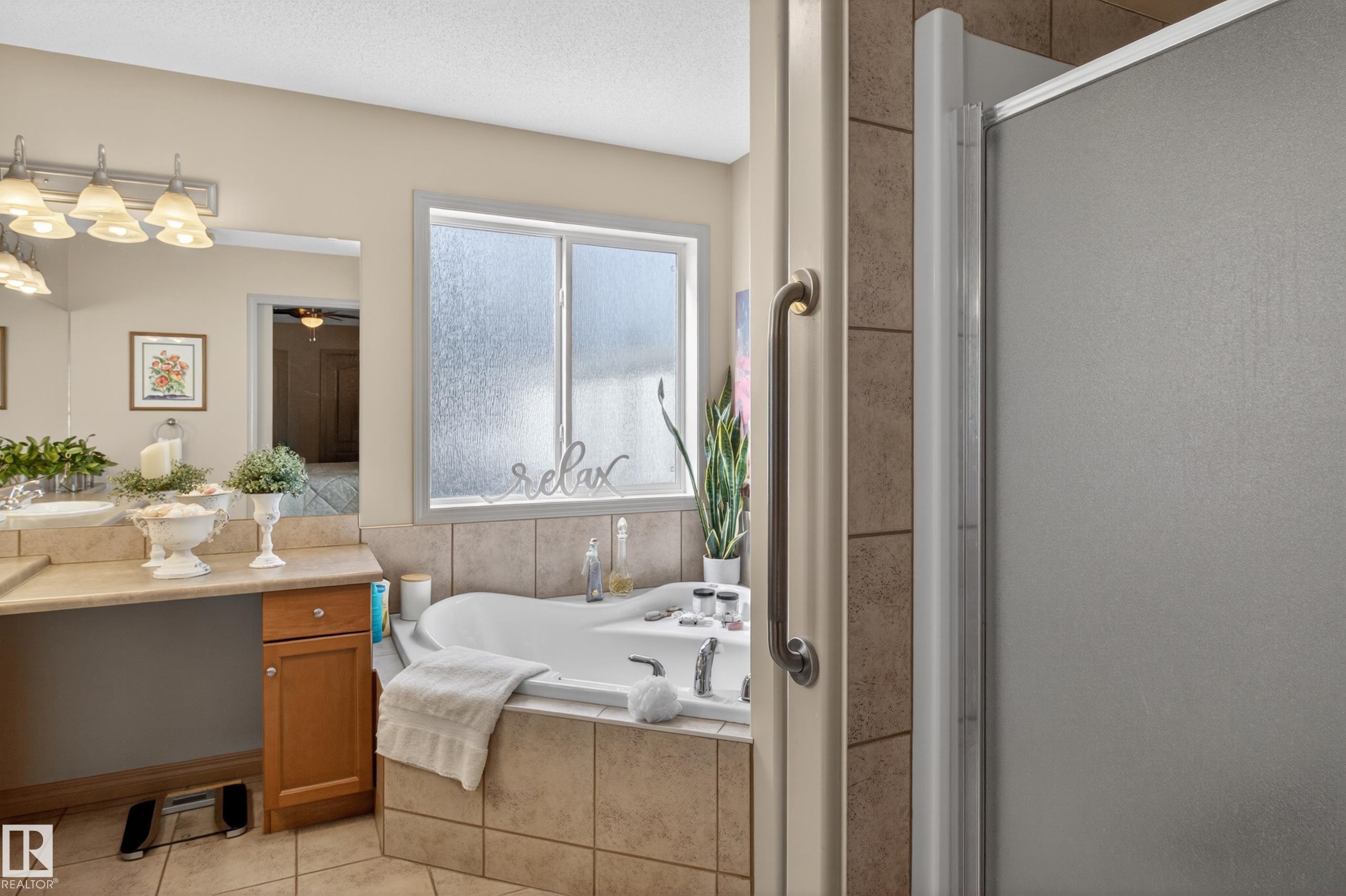 Photo 25 at 74 Highgrove Crescent, Heritage Hills, Sherwood Park
