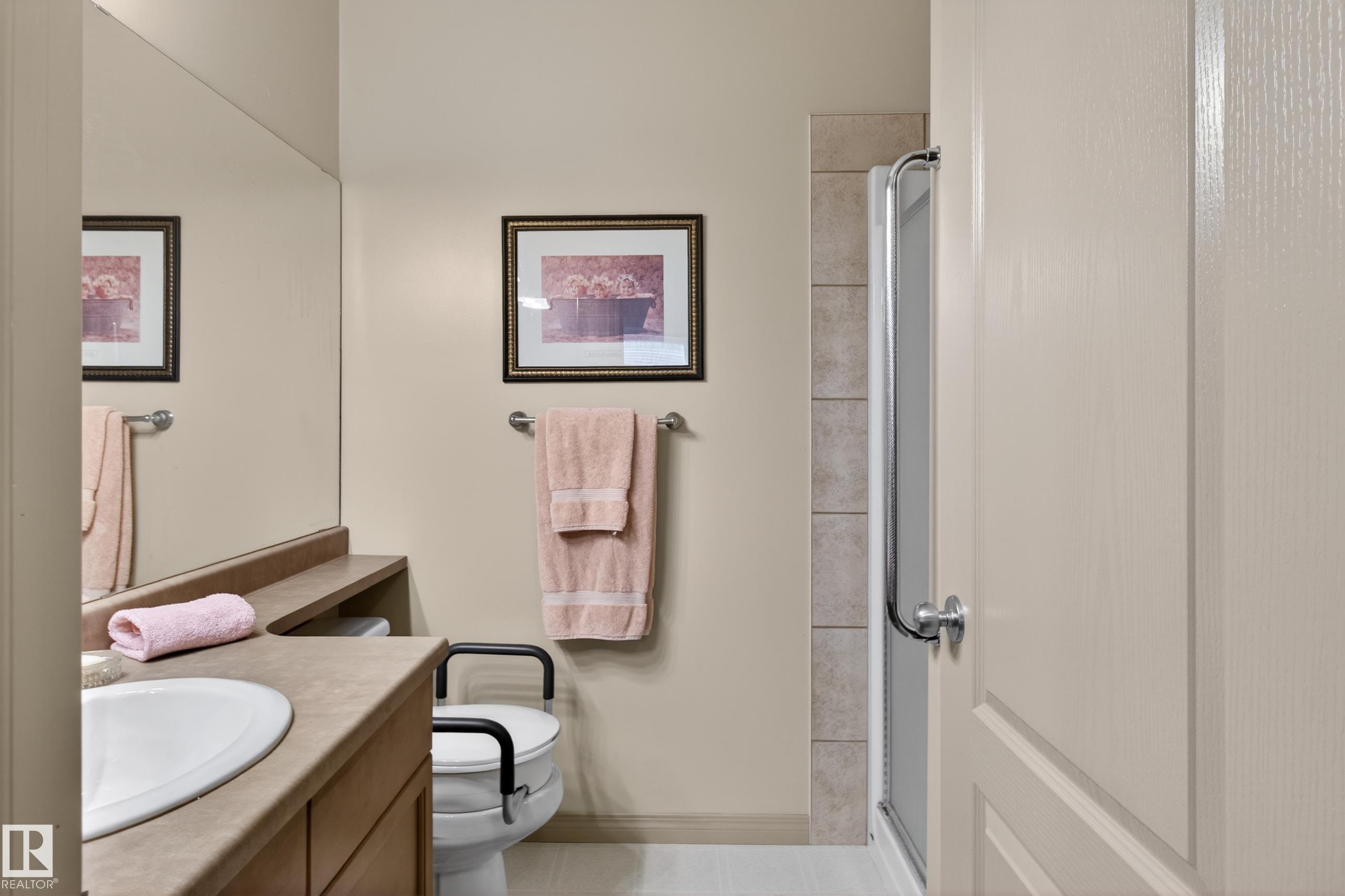 Photo 37 at 74 Highgrove Crescent, Heritage Hills, Sherwood Park