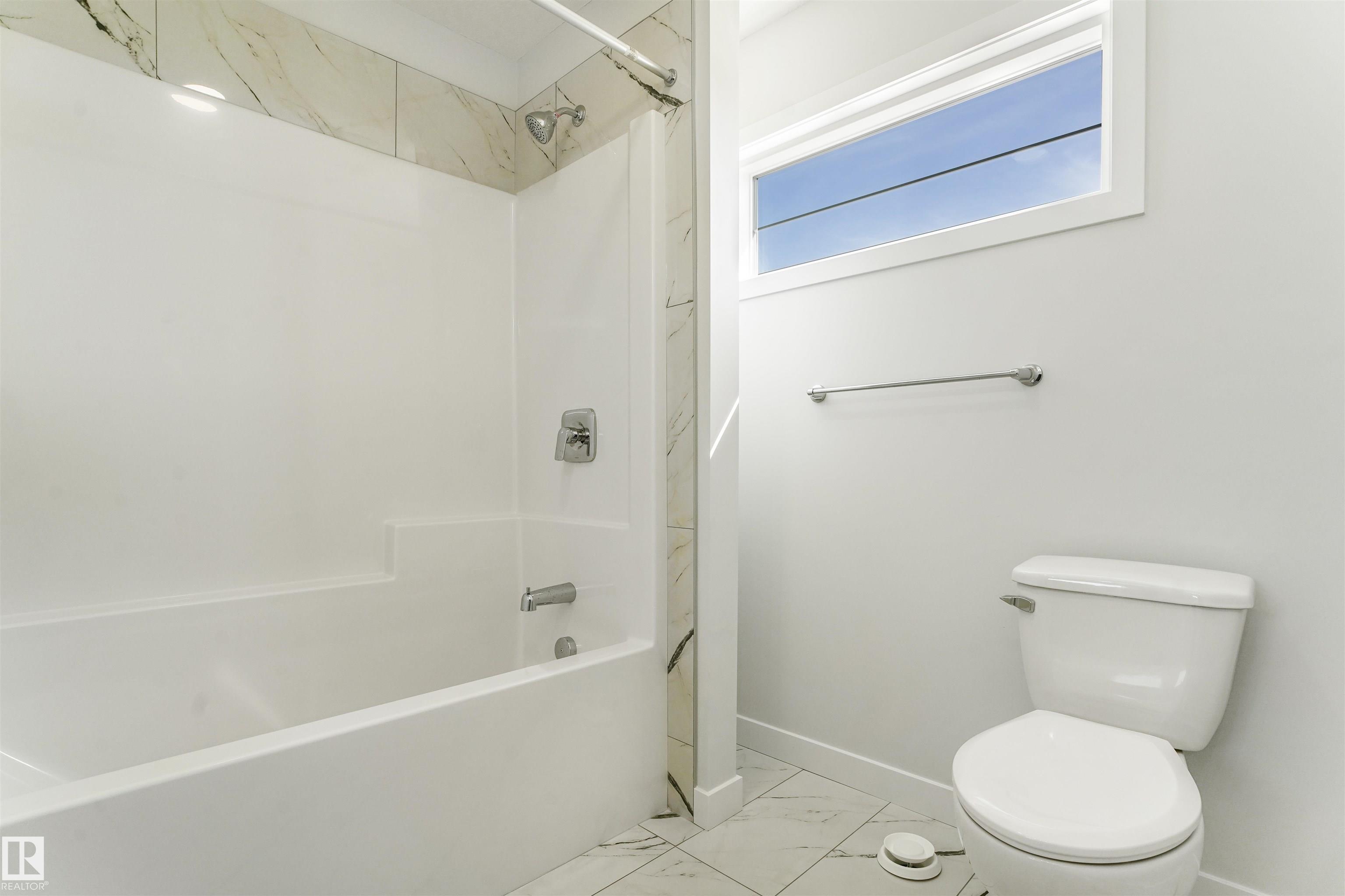 https://zimg.paragon.ice.com/ParagonImages/Property/PM/RAE/225399716/14/0/0/b8f4dc406f9da9d2dec12dce92ac6073/1/f04062defd64eafee0a921b570987b7b/225399716-dcb0f49f-f454-44a3-b7e5-5c60d47fe89b.JPG