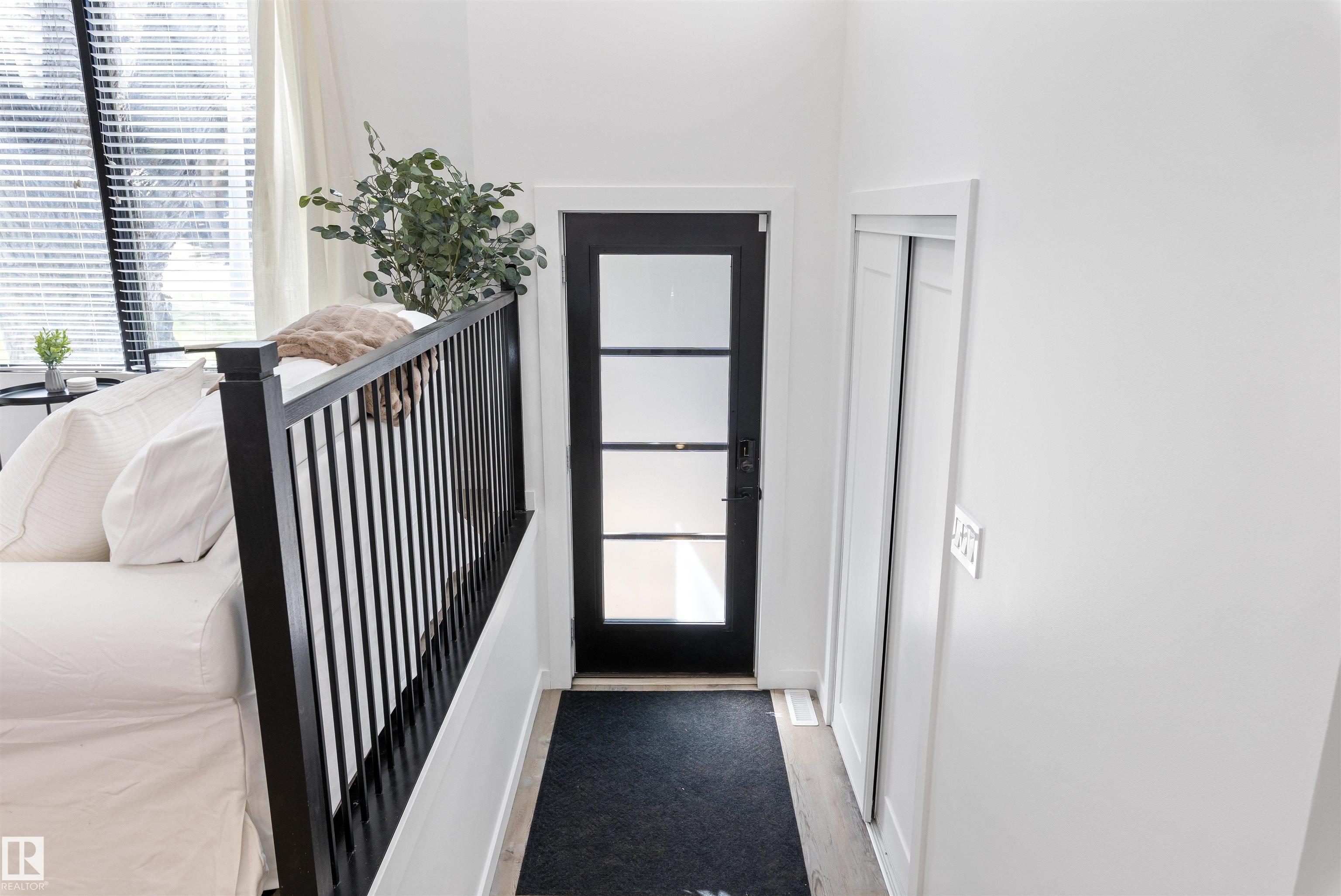 38 Woodcrest Avenue, Woodlands, St. Albert
