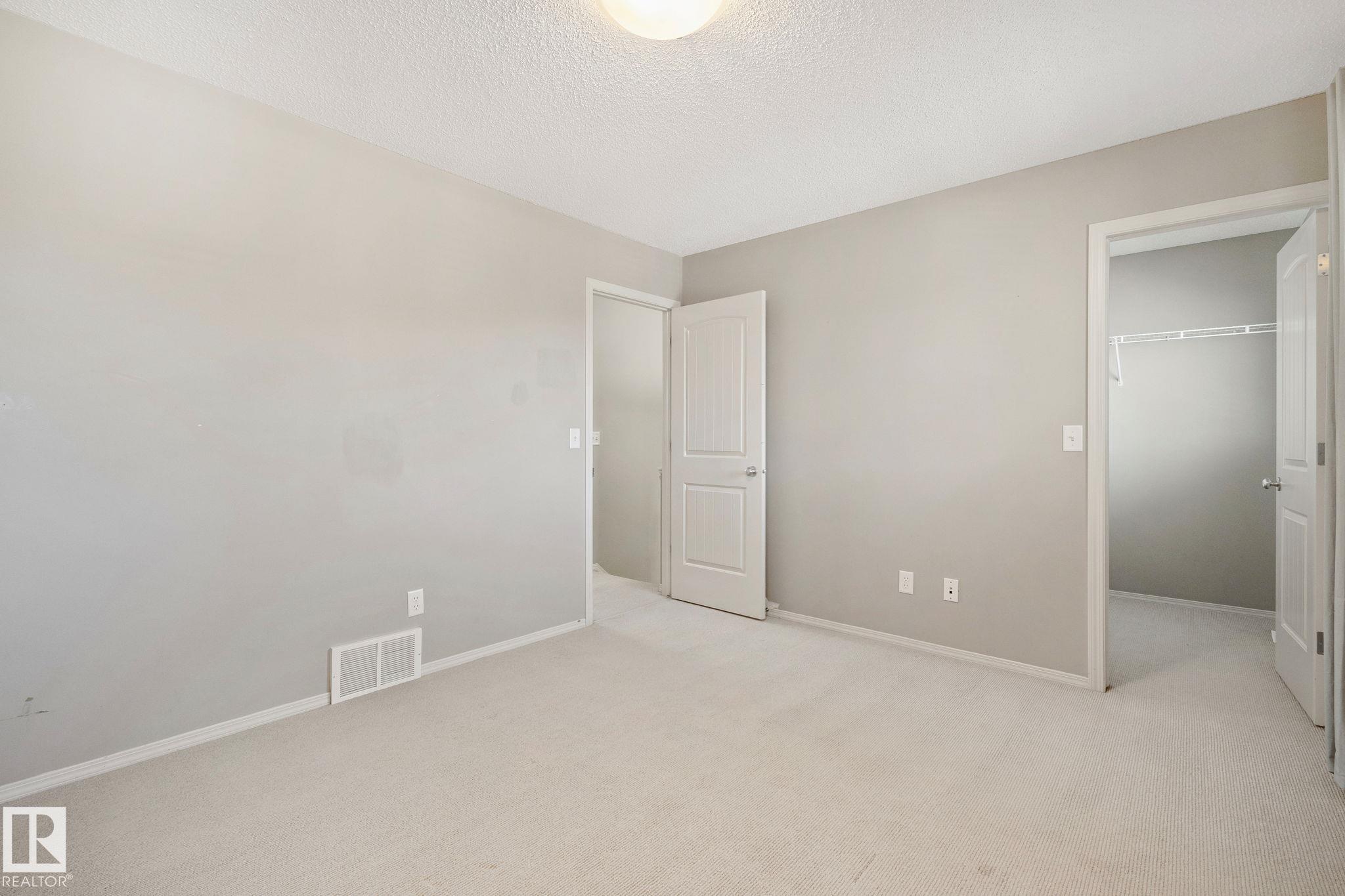 Photo 18 at 6 Vivian Way, Spruce Village, Spruce Grove