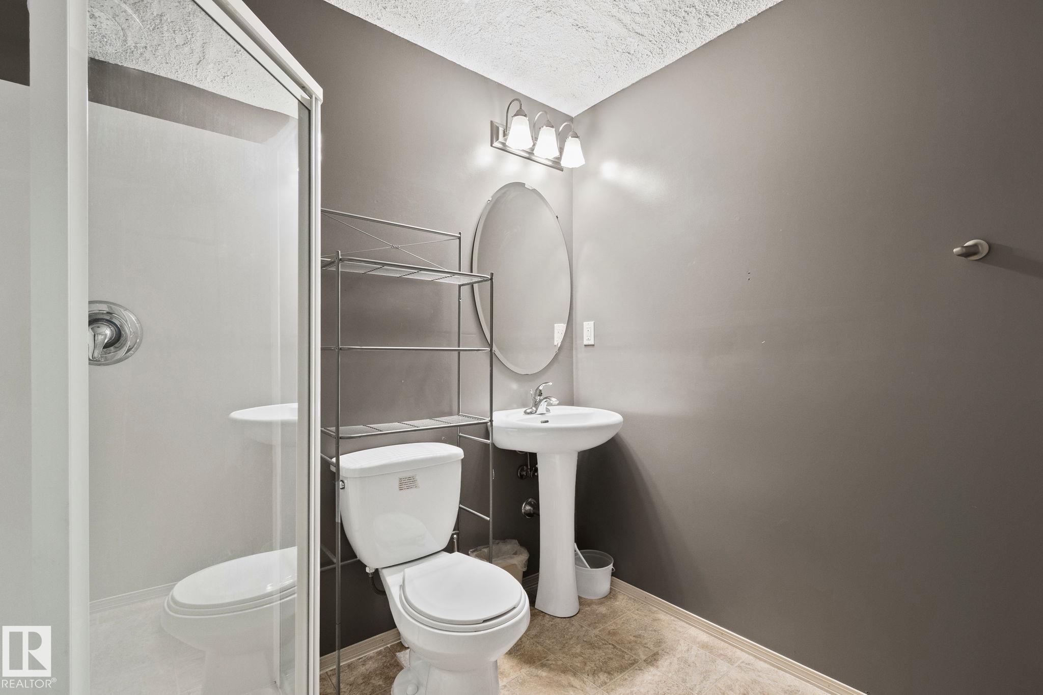 Photo 34 at 6 Vivian Way, Spruce Village, Spruce Grove