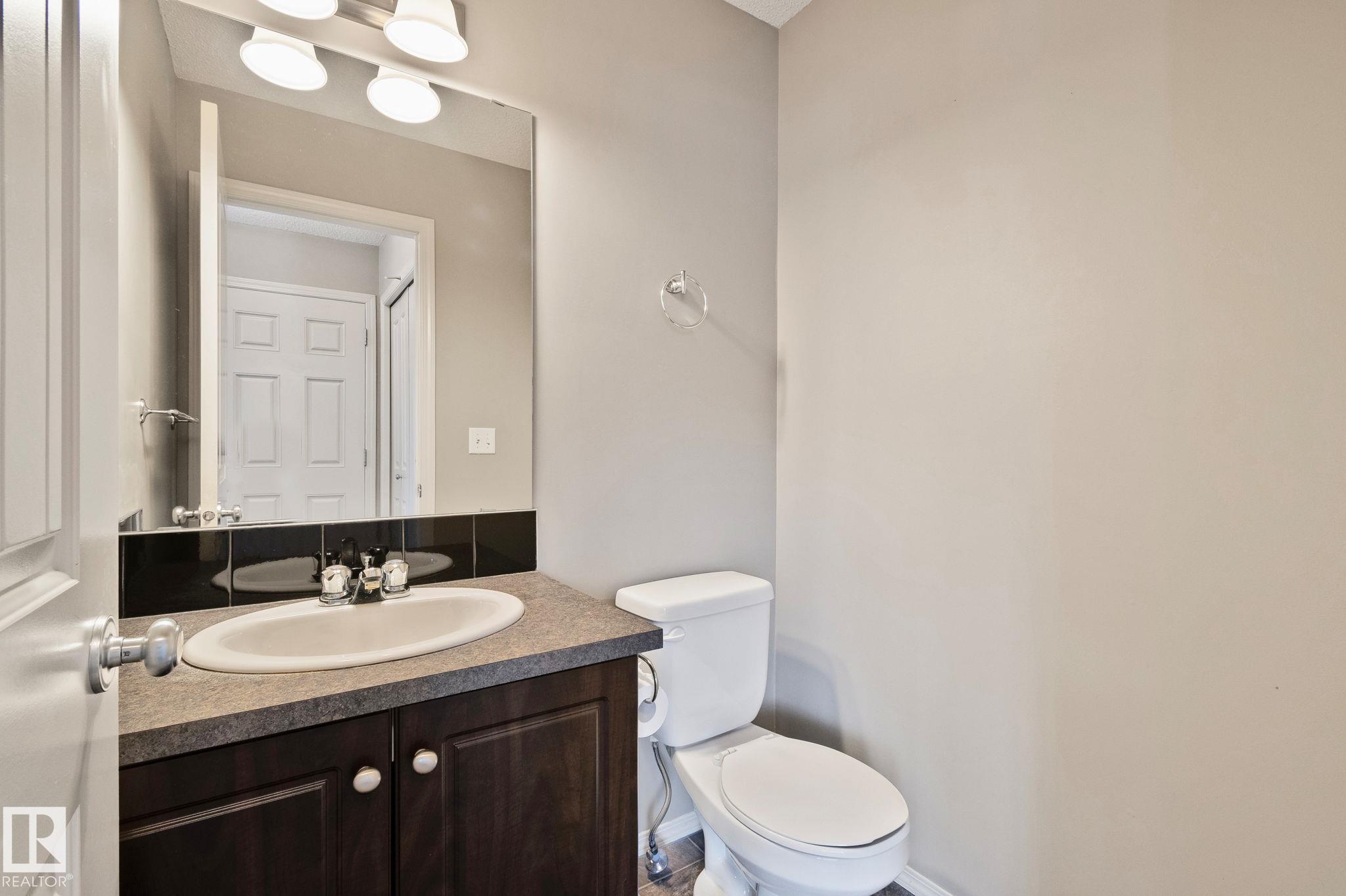 Photo 36 at 6 Vivian Way, Spruce Village, Spruce Grove